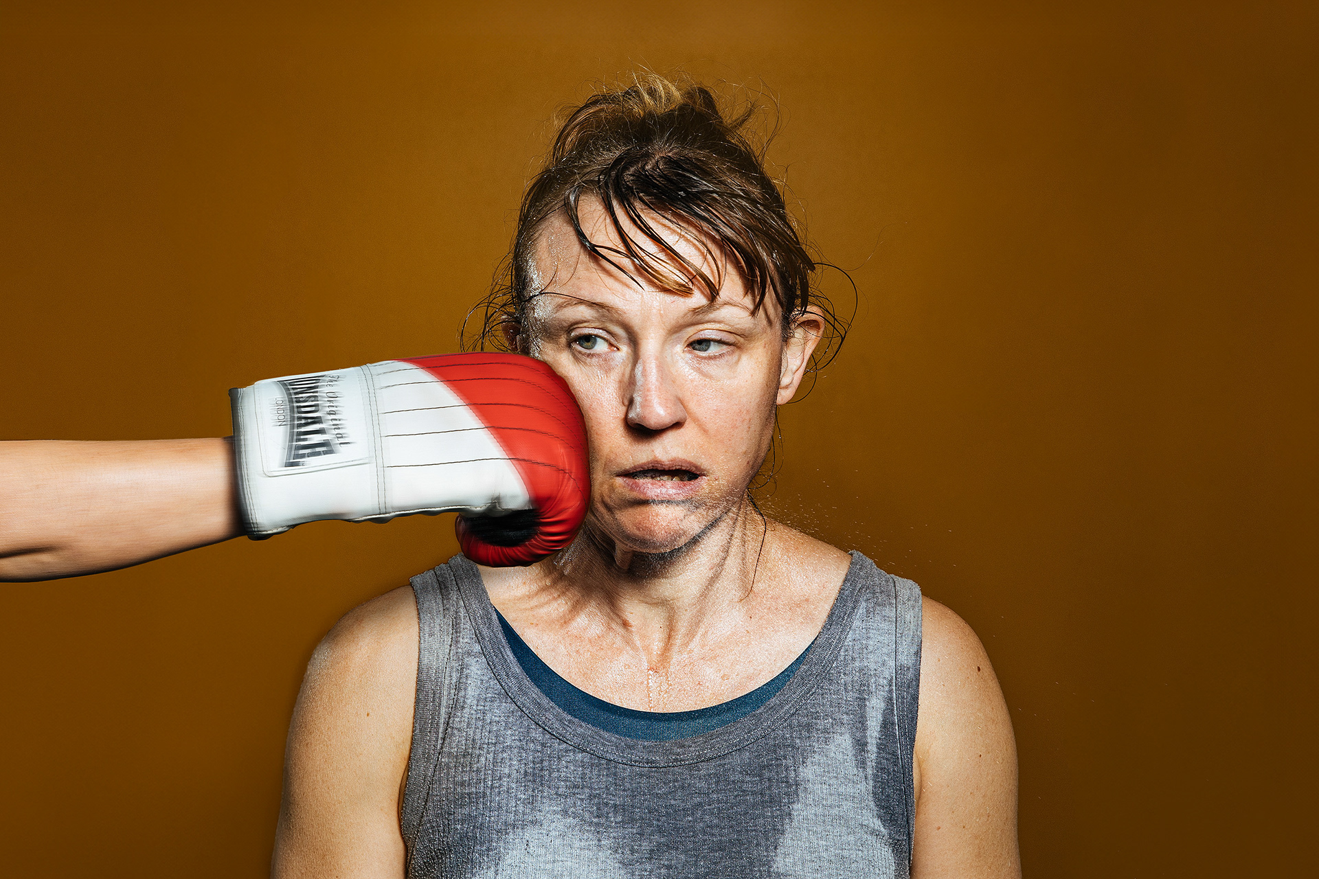 Poster for the play "Eg føreslår at vi vaknar" by Beate Grimsrud