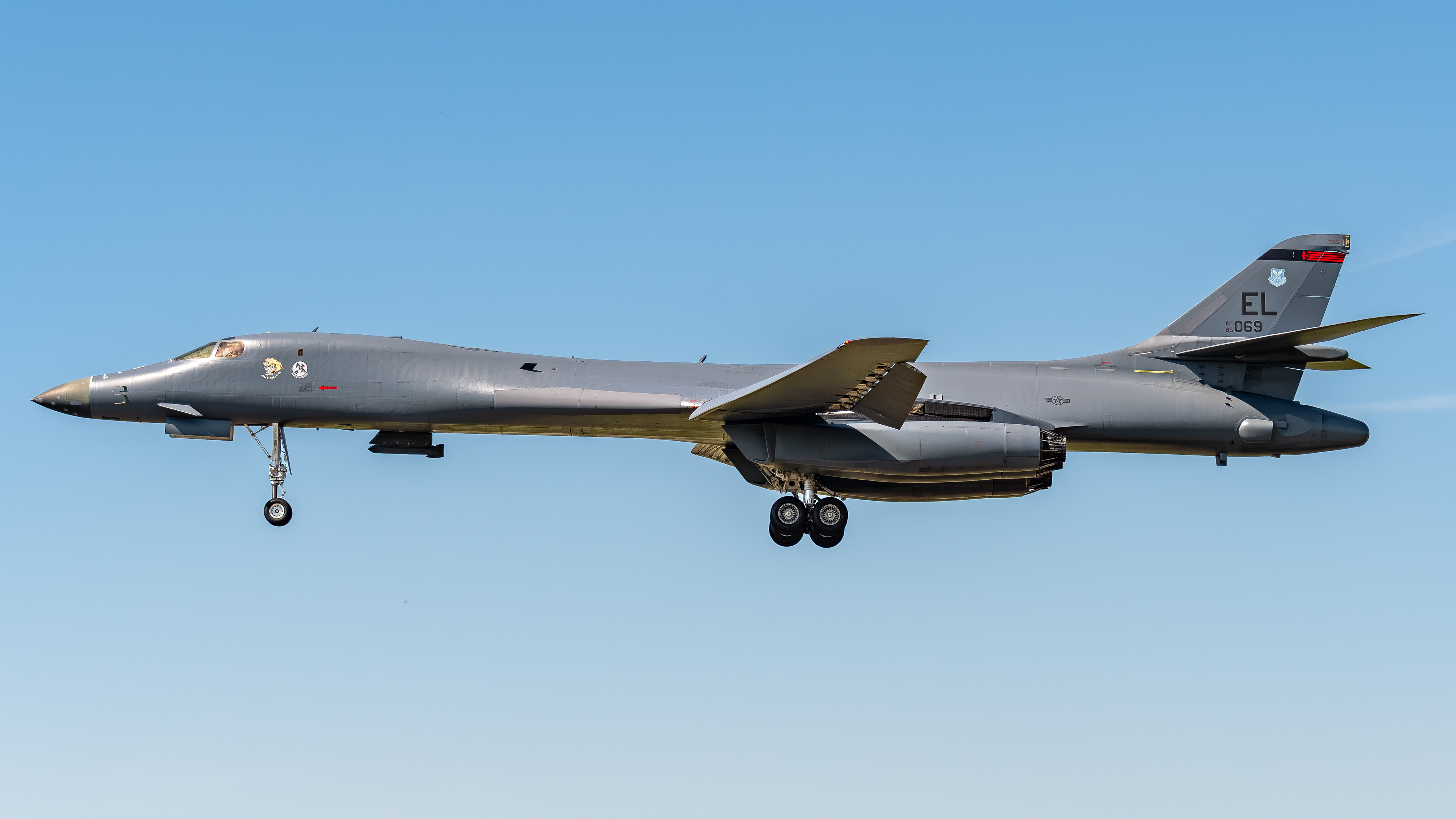United States Air Force - Rockwell B-1B Lancer - 85-0069 (JINGO22)