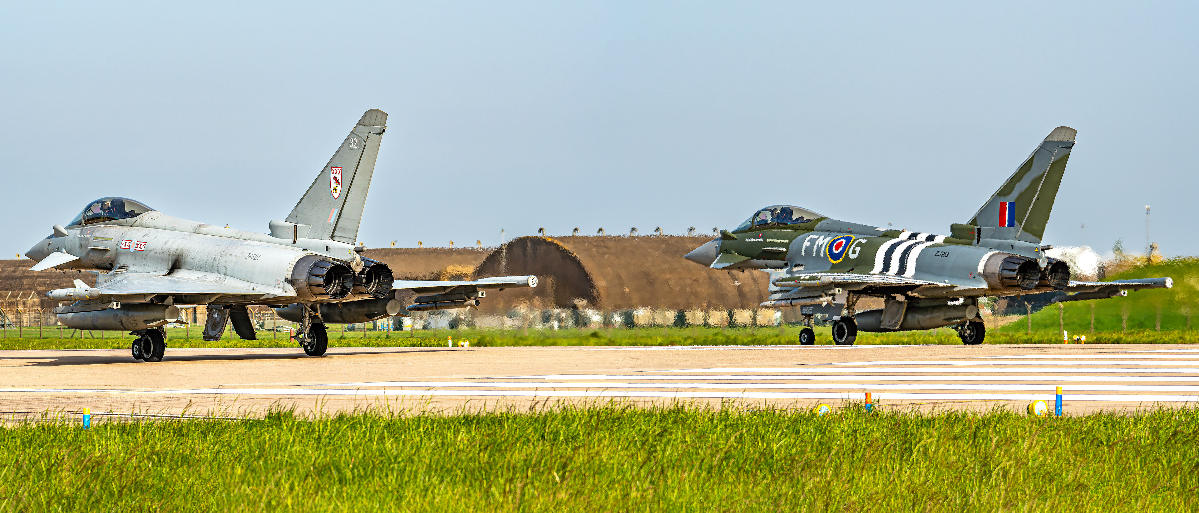 Eurofighter Typhoon FGR.4 (ZK321 & ZJ913)