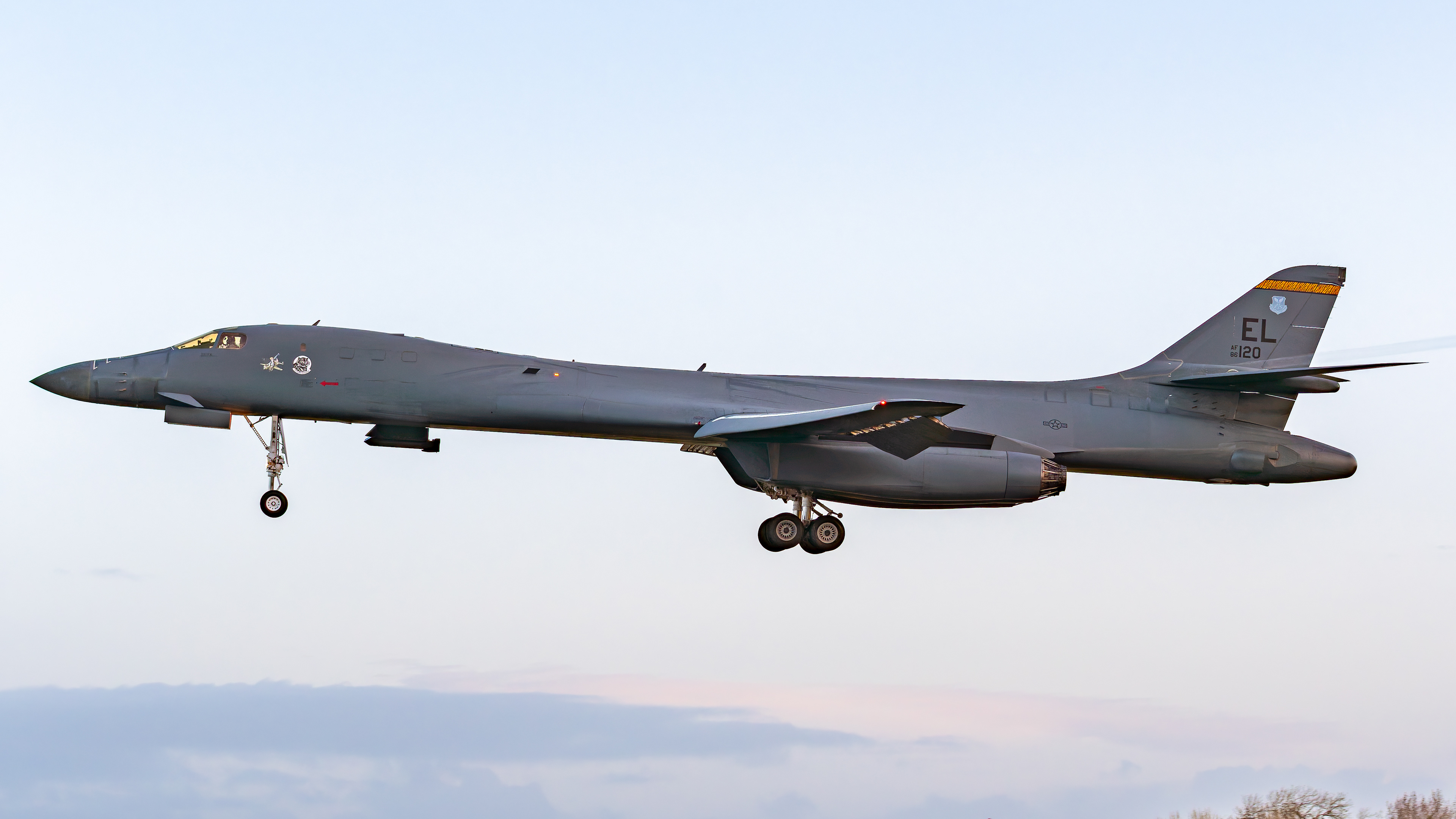 United States Air Force - B-1B Lancer - 86-0139 (TAFFY47)