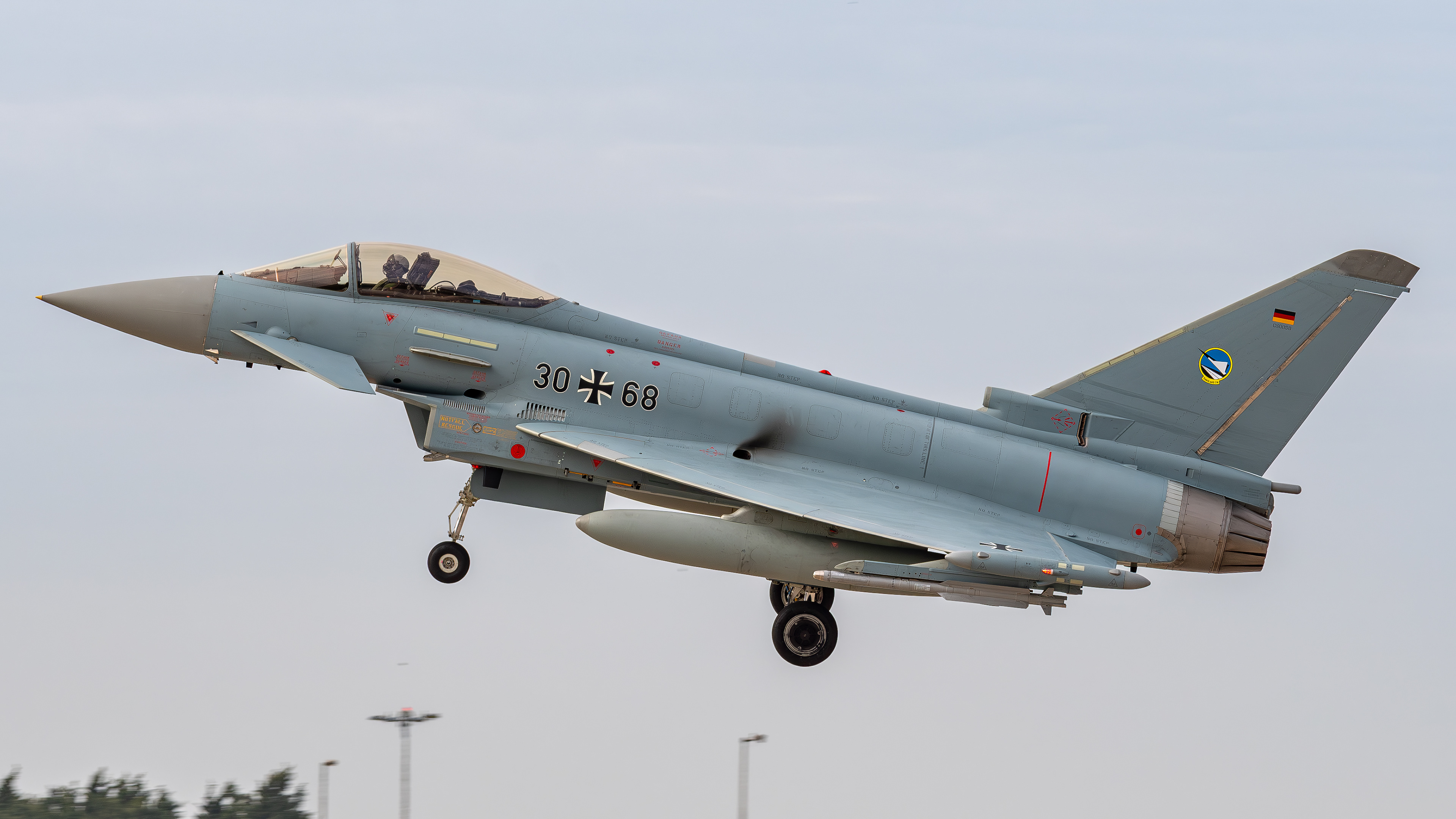 Luftwaffe - Eurofighter EF2000 - 30+68 (MOLTEN11)