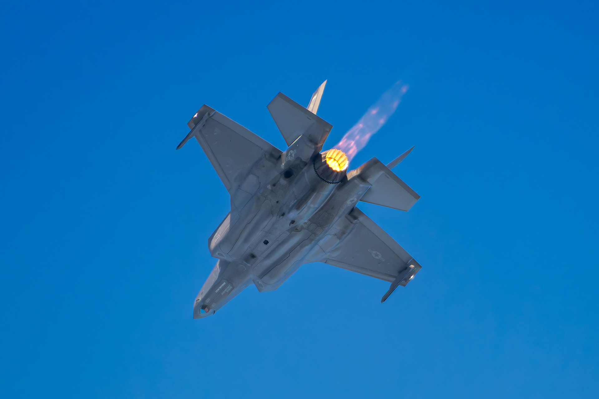 United States Air Force - F-35A Lightning II - 20-5587 (DOZER02)