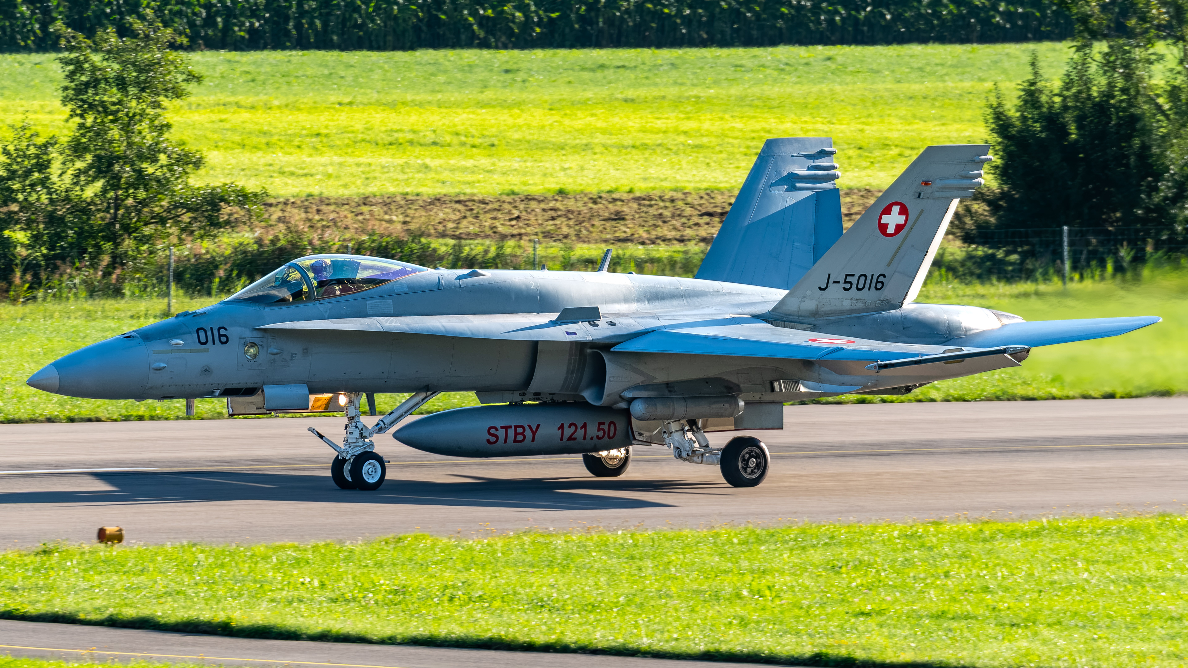 Swiss Air Force - F/A-18C Hornet - J-5016