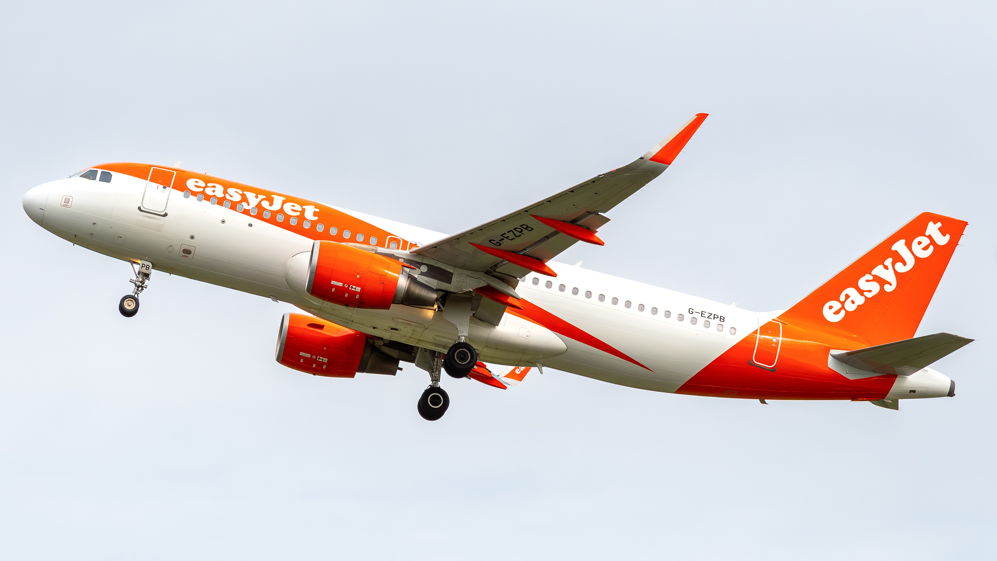 easyJet - A320 - G-EZPB (EZY31FV)