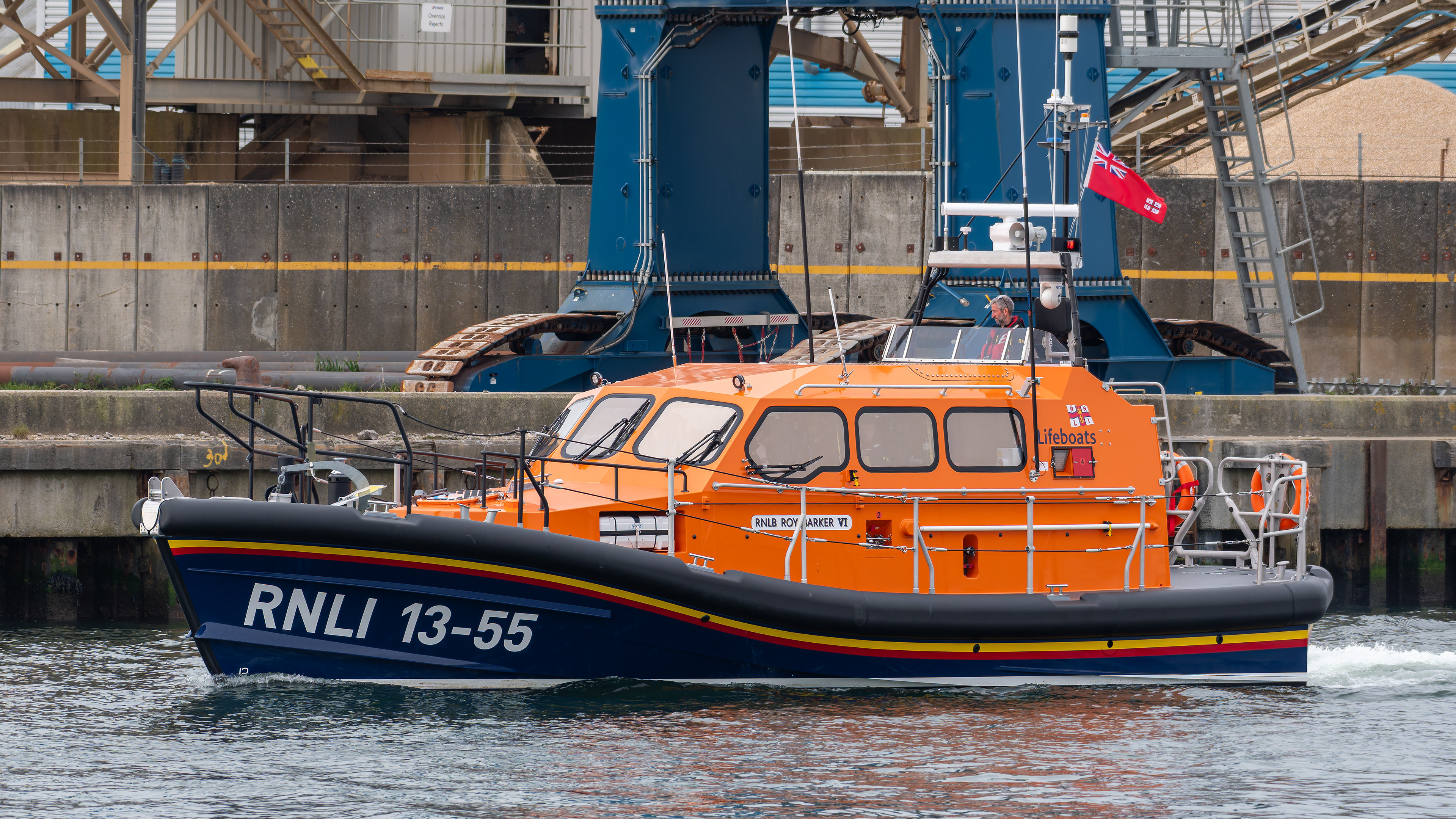 Shannon-Class - RNLI Lifeboat 13-55 (Roy Barker VI)
