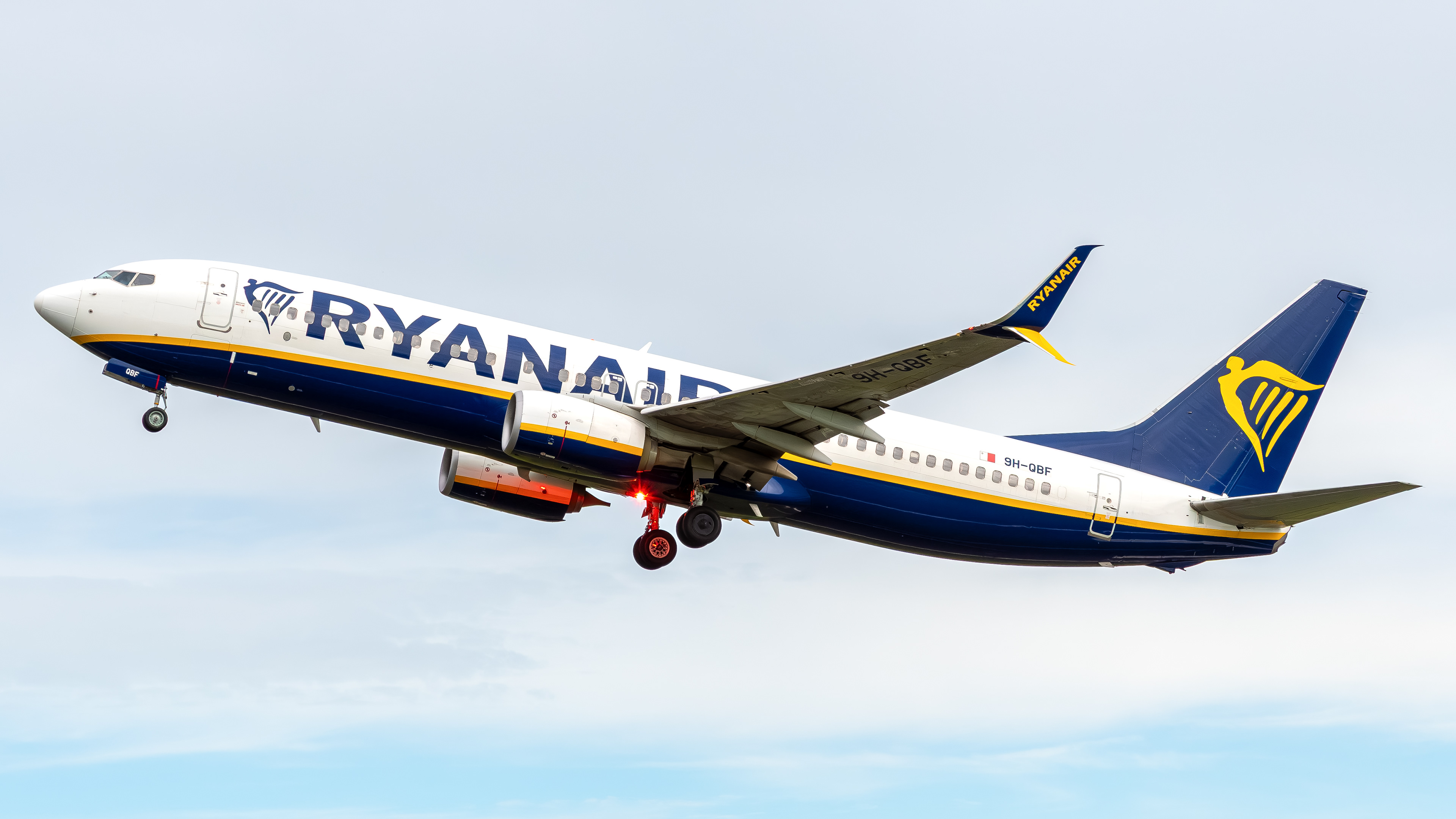 Ryanair - Boeing 737-800 - 9H-QBF (RYR22XB)