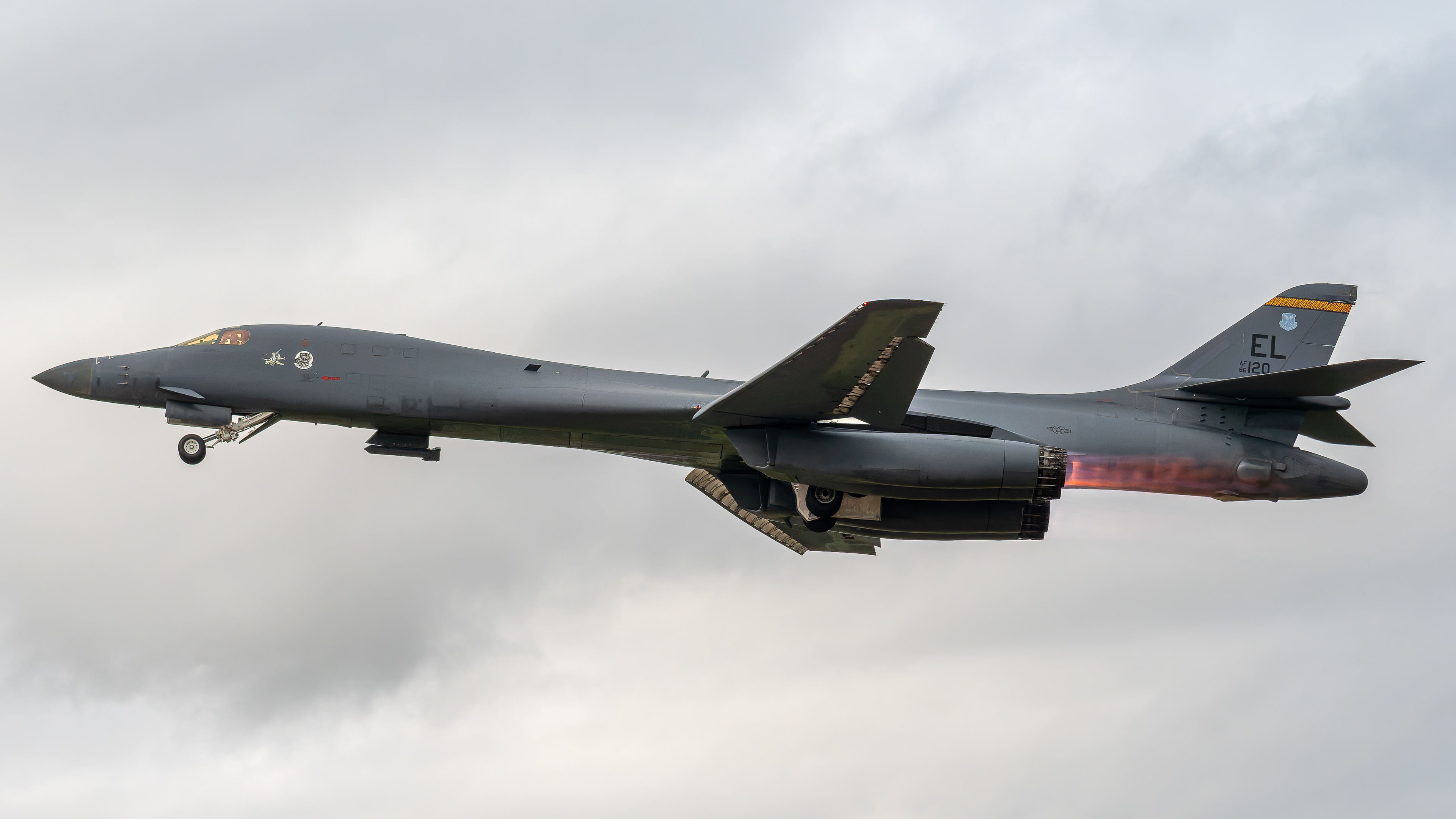 United States Air Force - B-1B Lancer - 86-0139 (TAFFY47)
