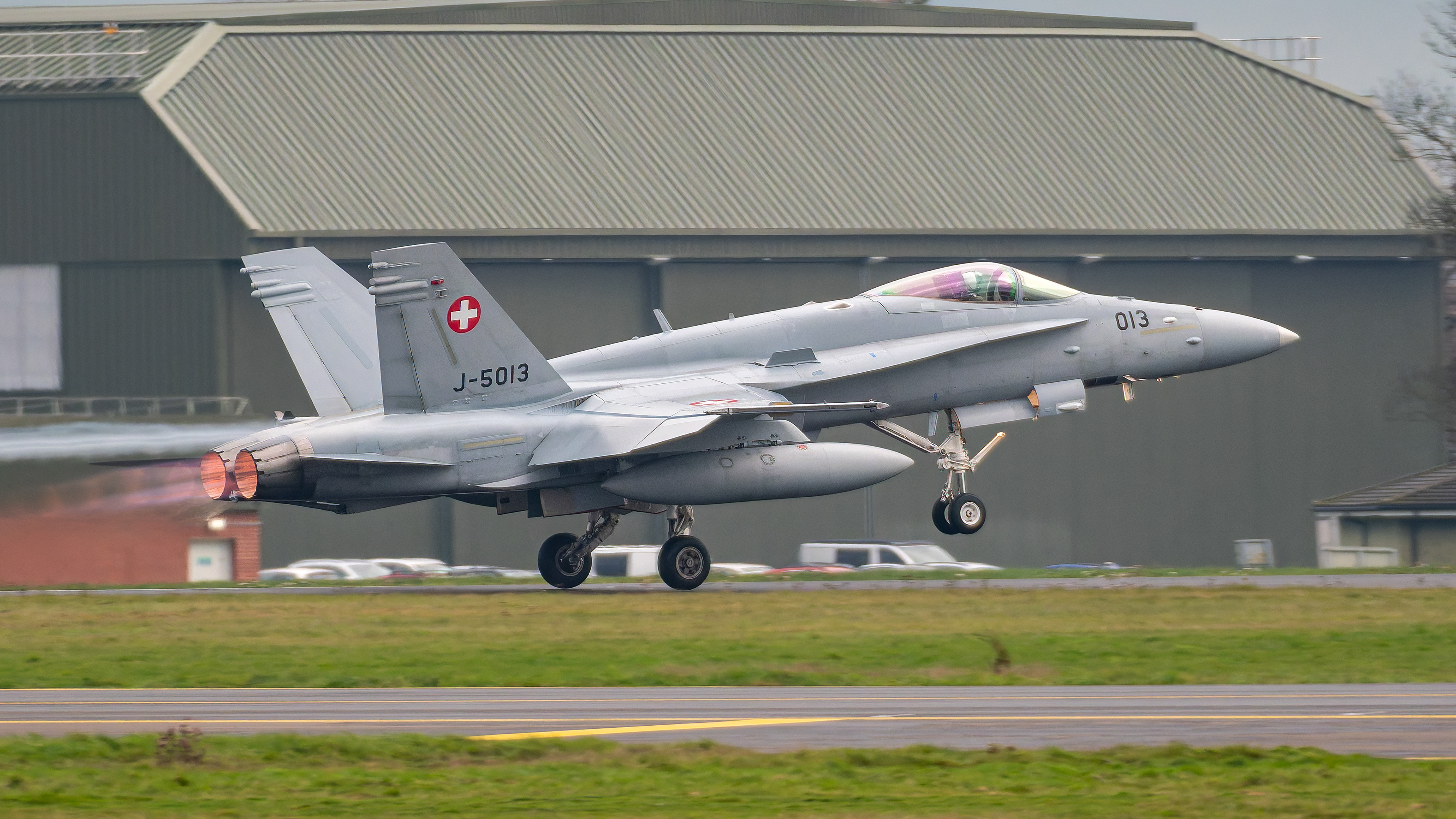 Swiss Air Force - F/A-18C Hornet - J-5013 (TALENT21)