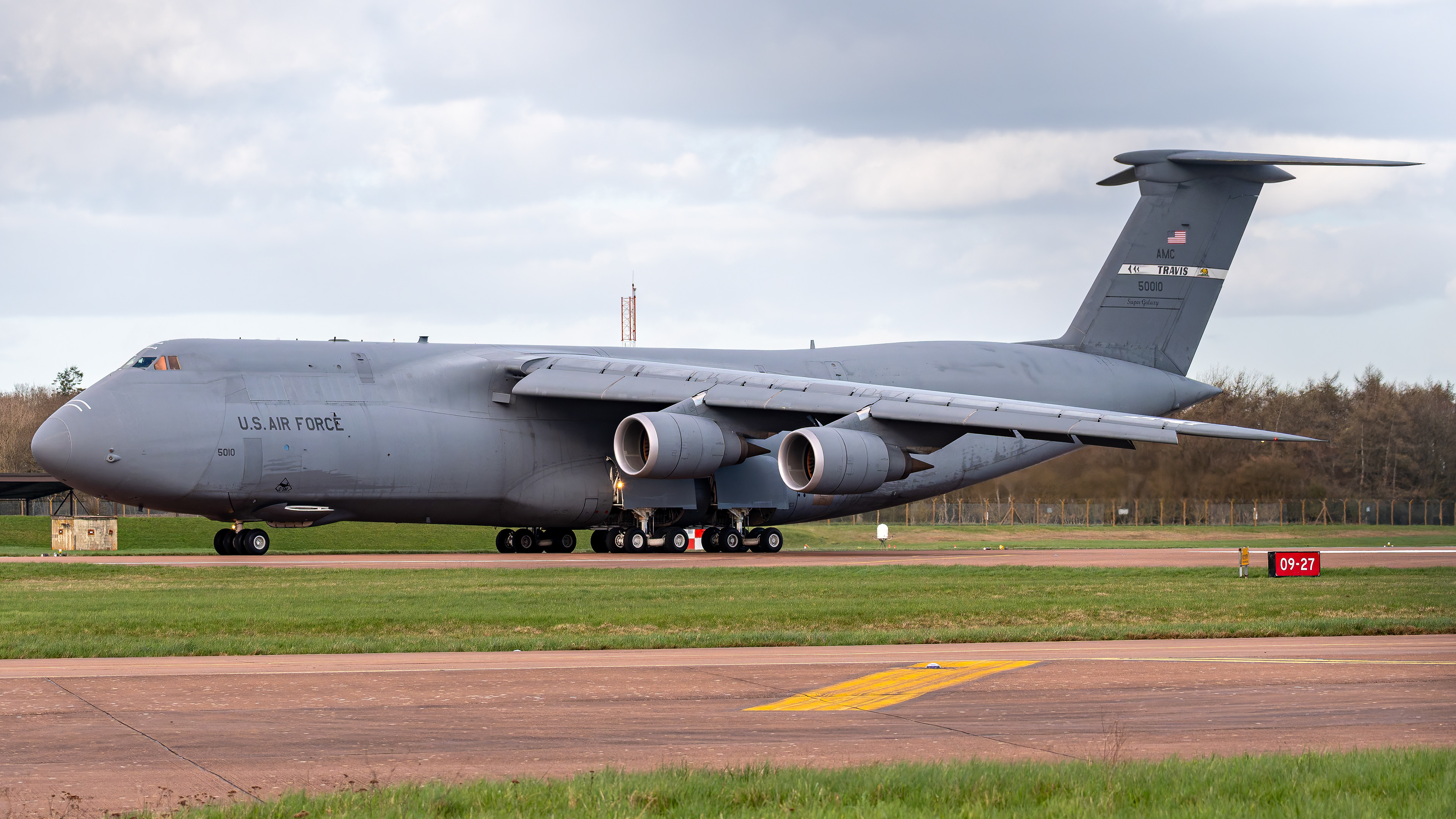 United States Air Force - C-5M Super Galaxy - 85-0010 (RCH5058)