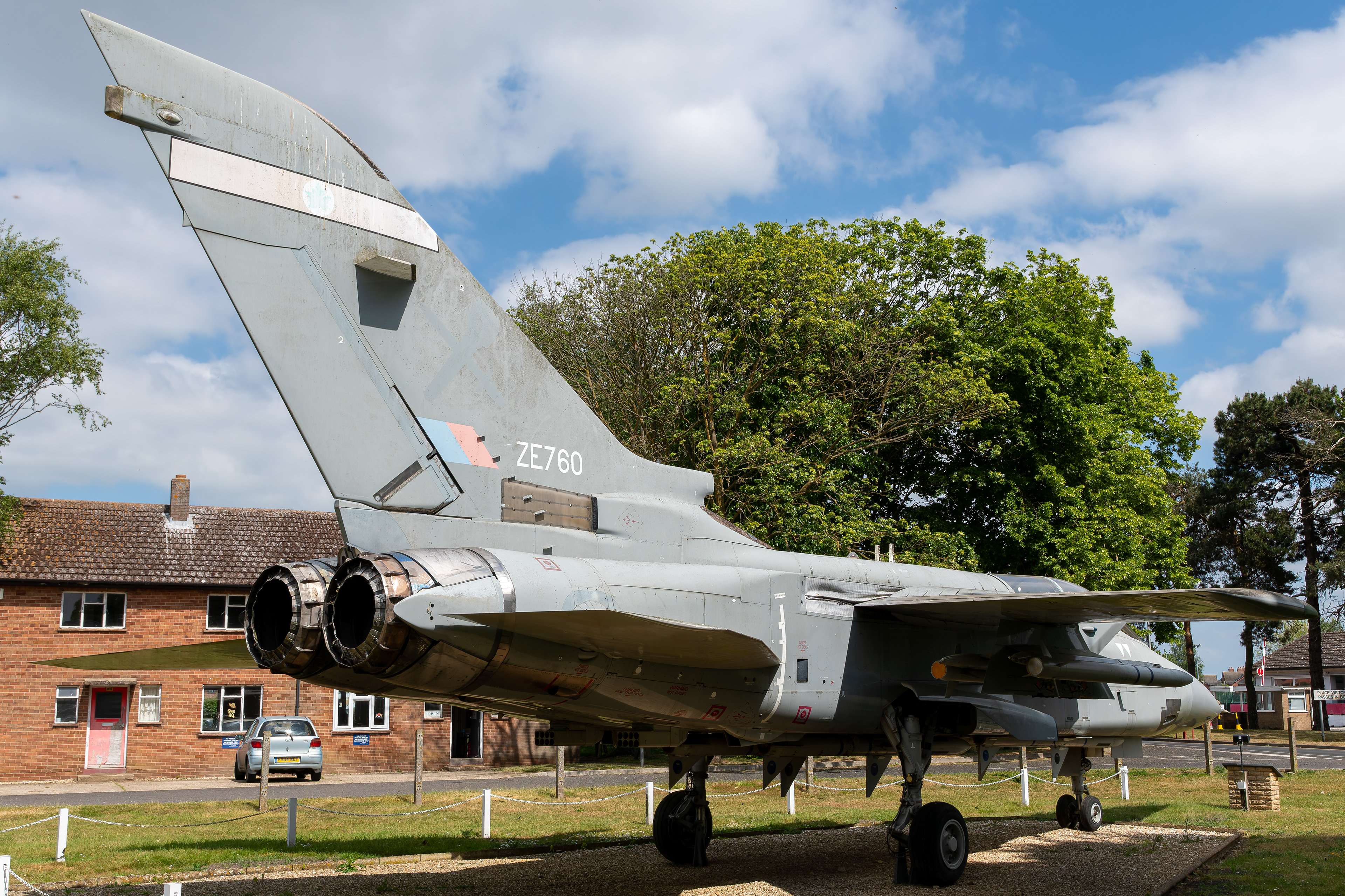 Royal Air Force - Tornado F3 - ZE760