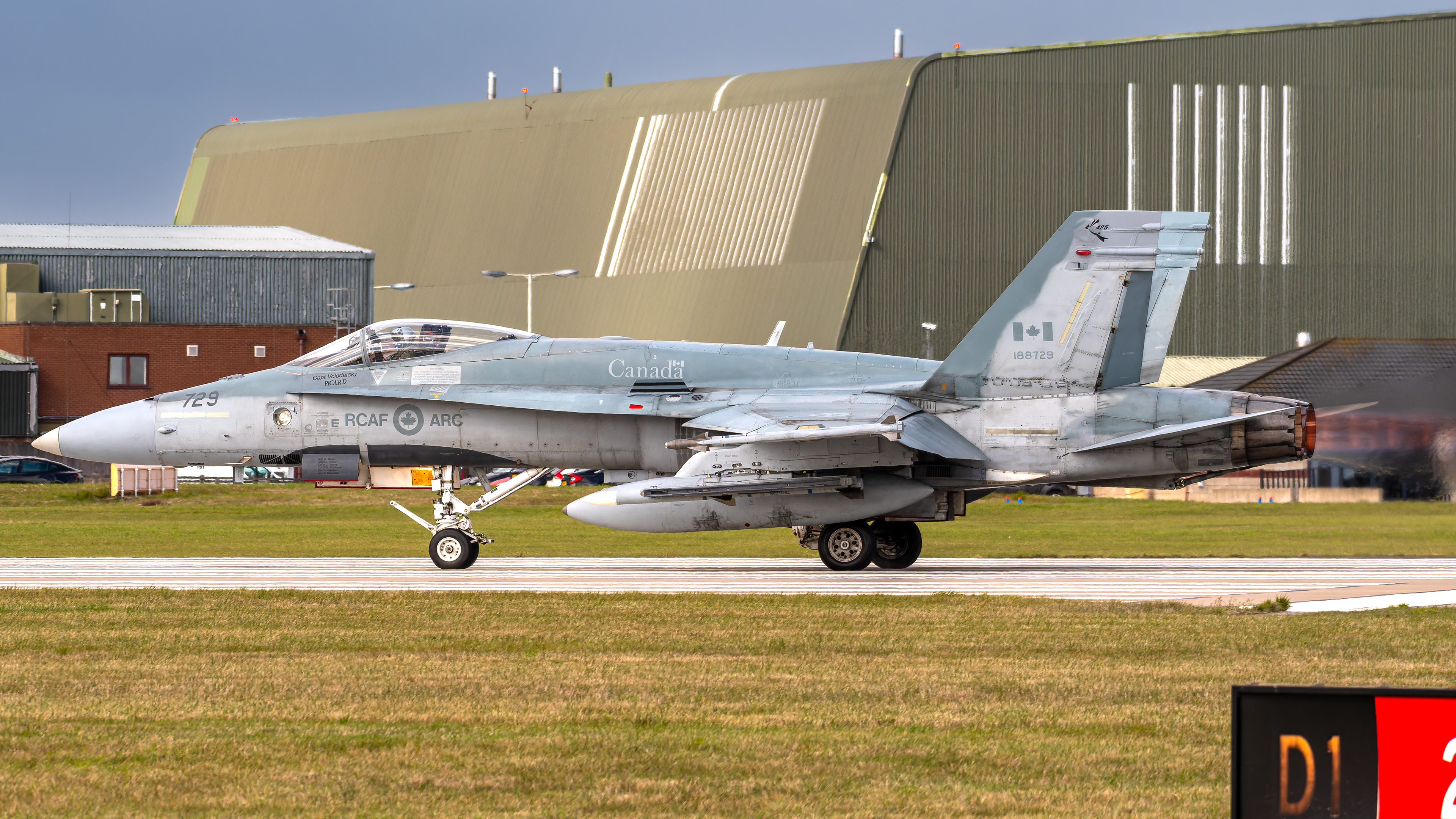 Royal Canadian Air Force - CF-18 Hornet - 188729 (BRANDY61)