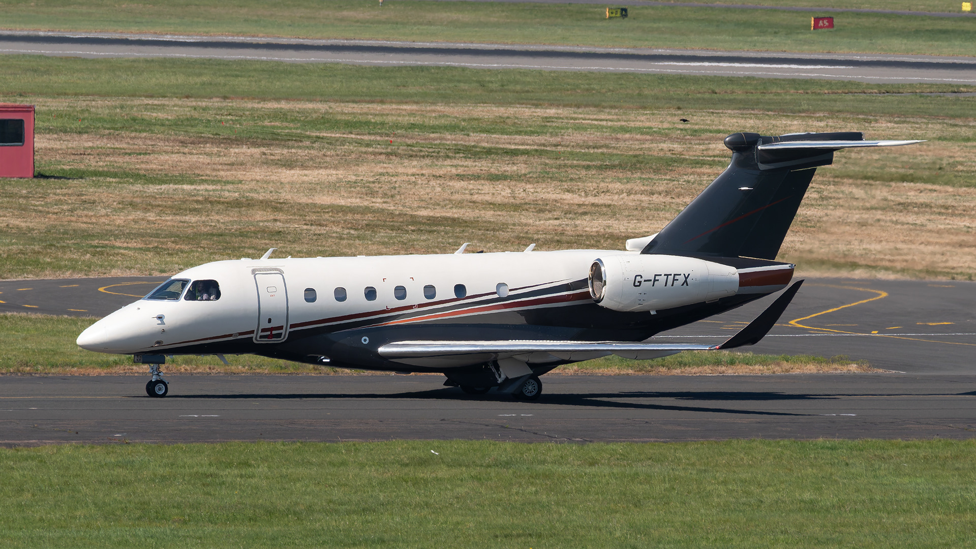 Flexjet UK - Embraer Praetor 600 - G-FTFX (FLJ63T)