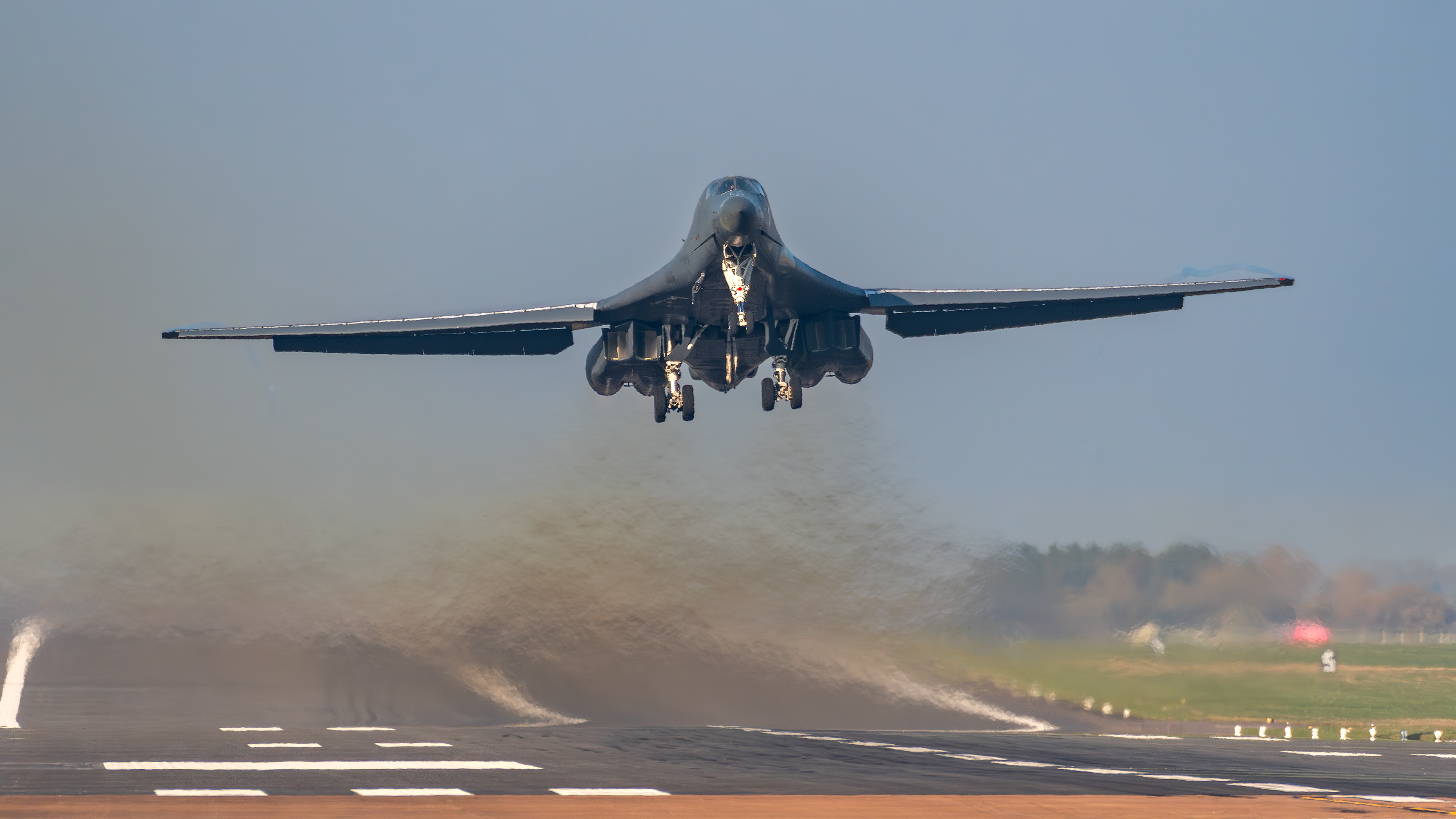 United States Air Force - B-1B Lancer - 86-0107 (DRYER75)