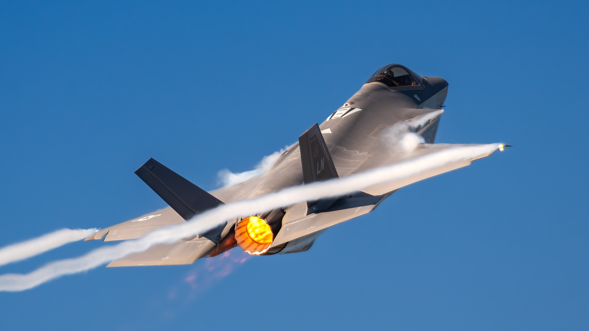 United States Air Force - F-35A Lightning II - 20-5590 (VIDAR03)