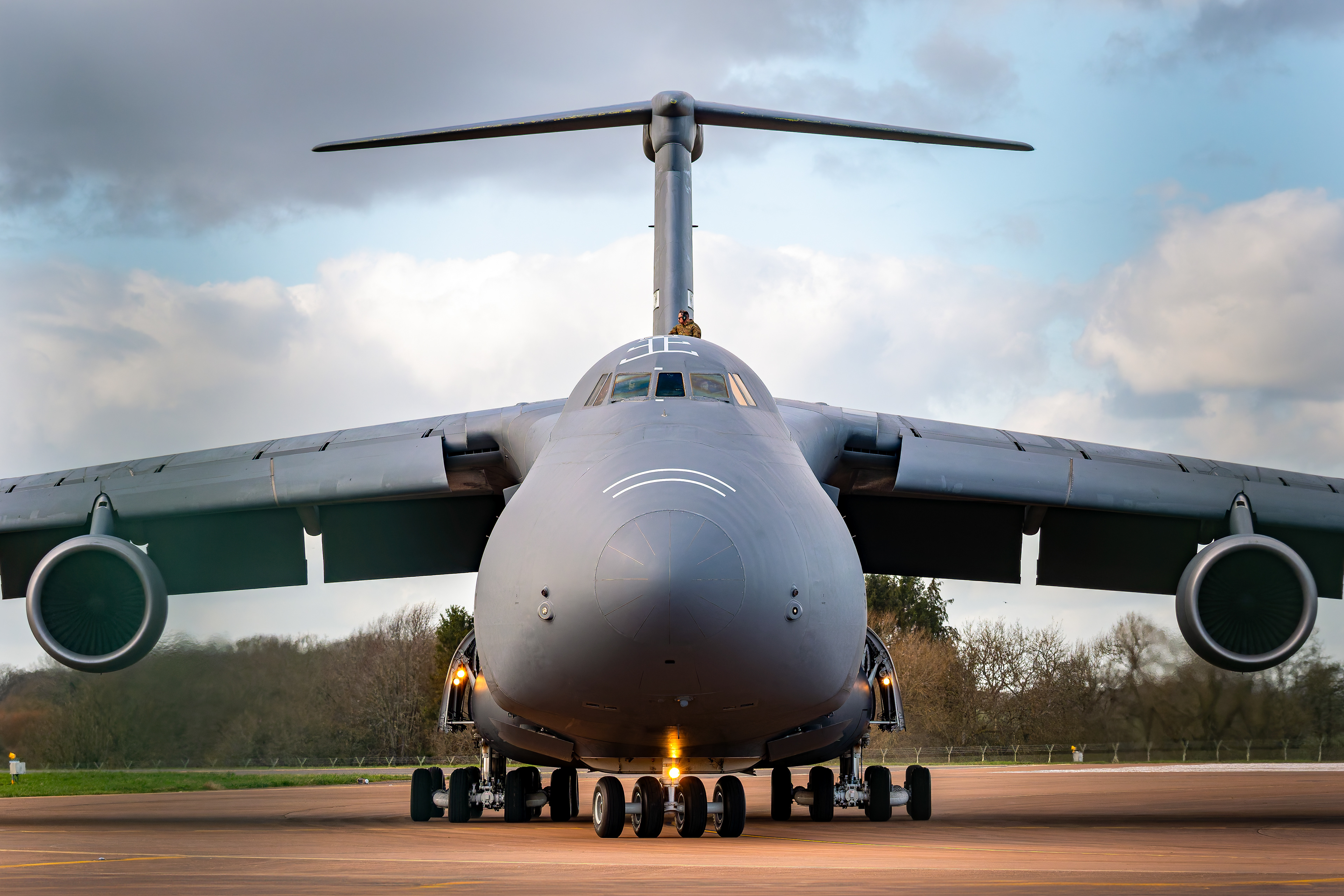United States Air Force - C-5M Super Galaxy - 85-0010 (RCH5058)