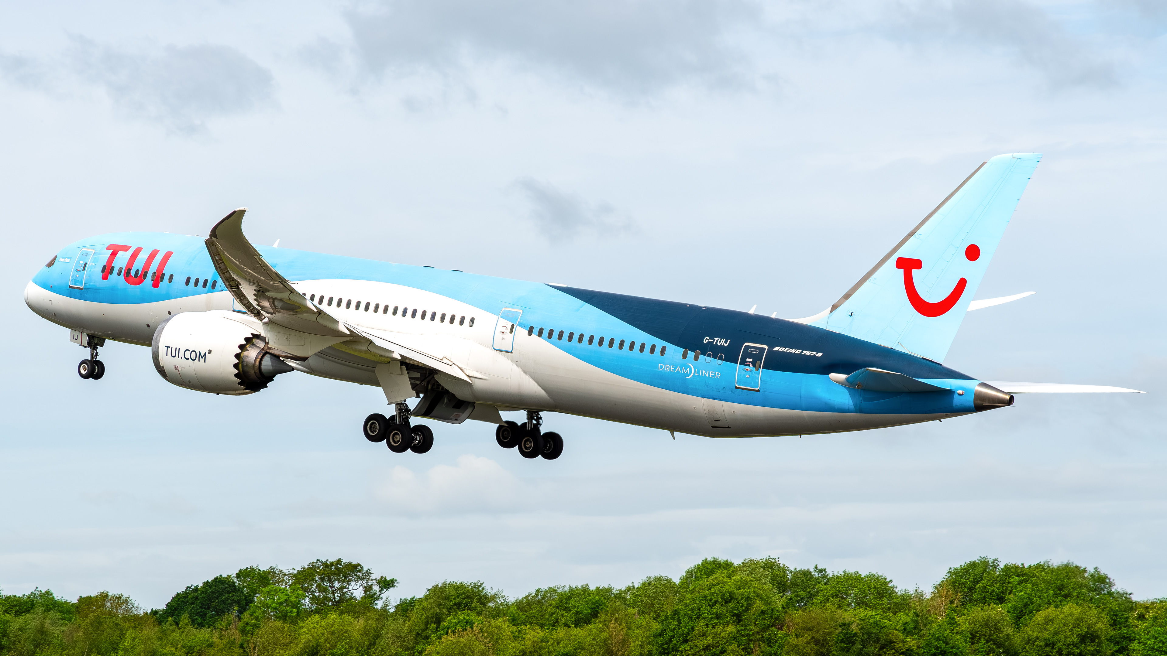 TUI - Boeing 787-9 - G-TUIJ (TOM128)