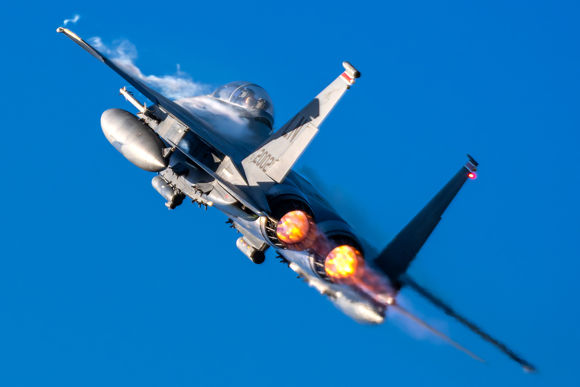 United States Air Force - F-15E Strike Eagle - 01-2002 (MAUL42)