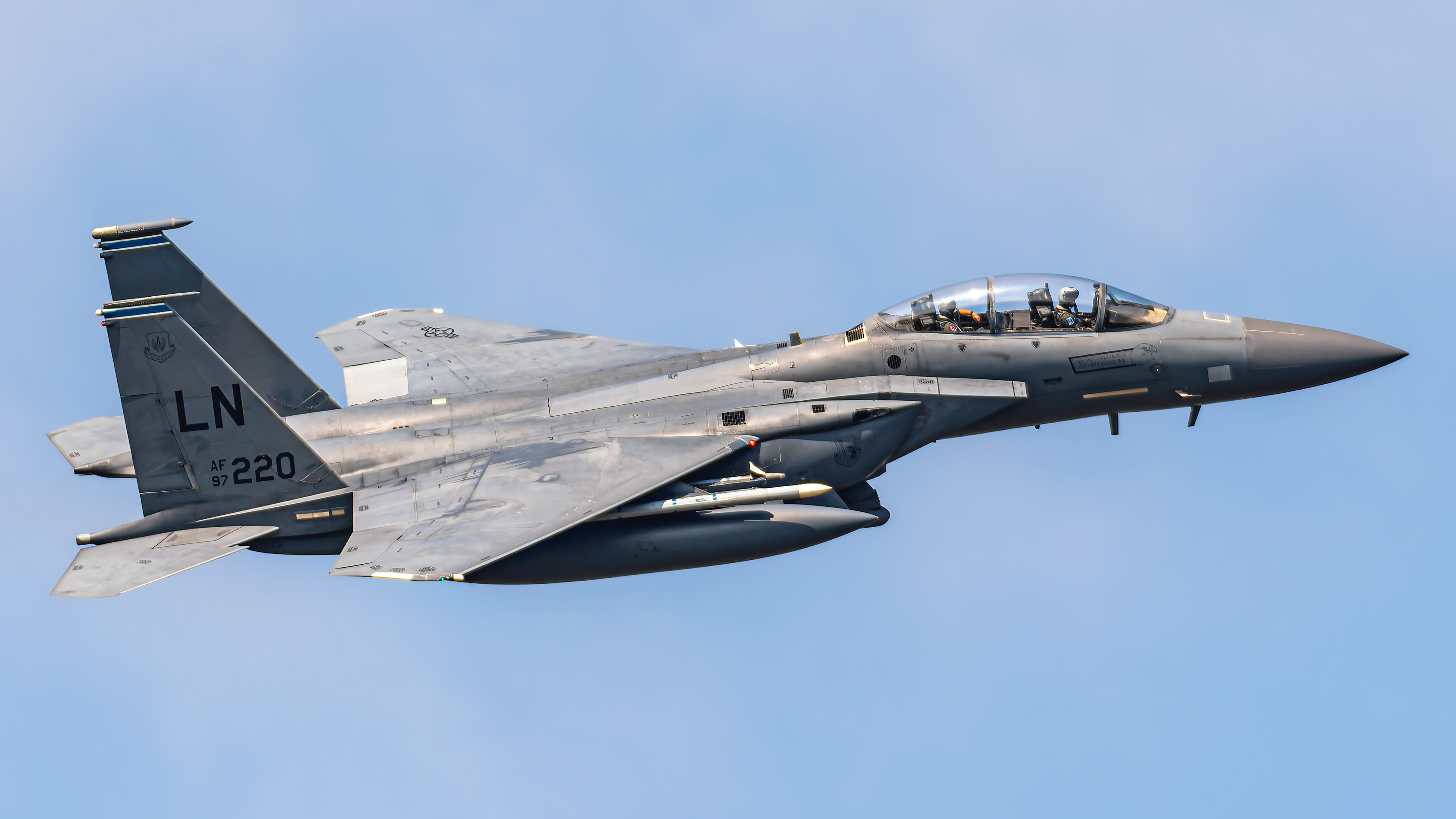 USAF - F-15E Strike Eagle (97-0220)