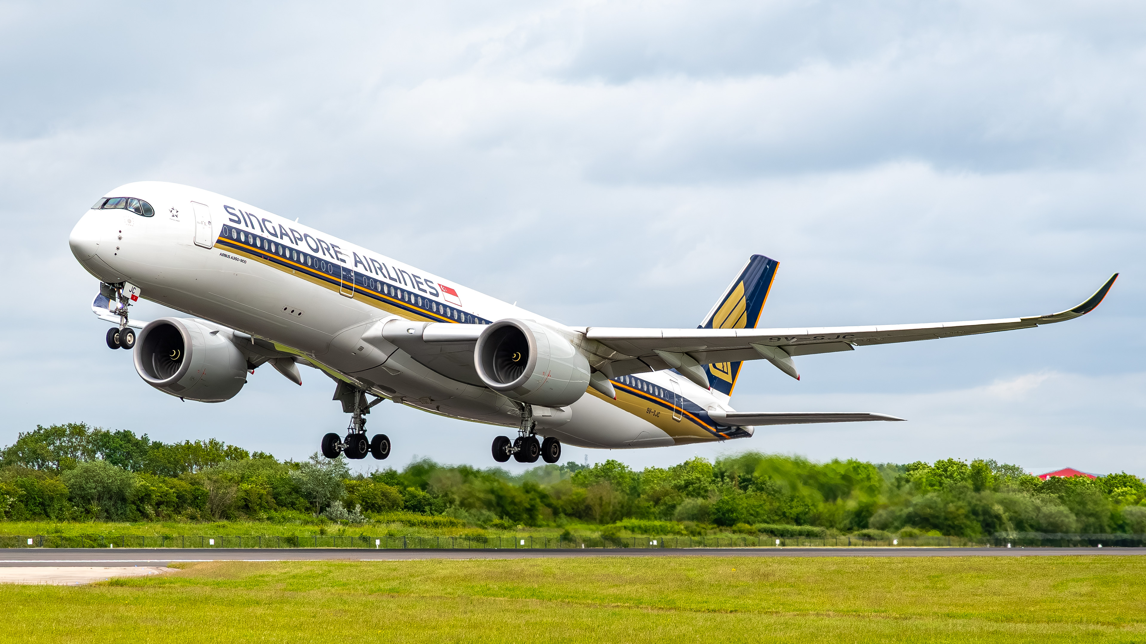 Singapore Airlines - A350-900 - 9V-SJC (SIA301)