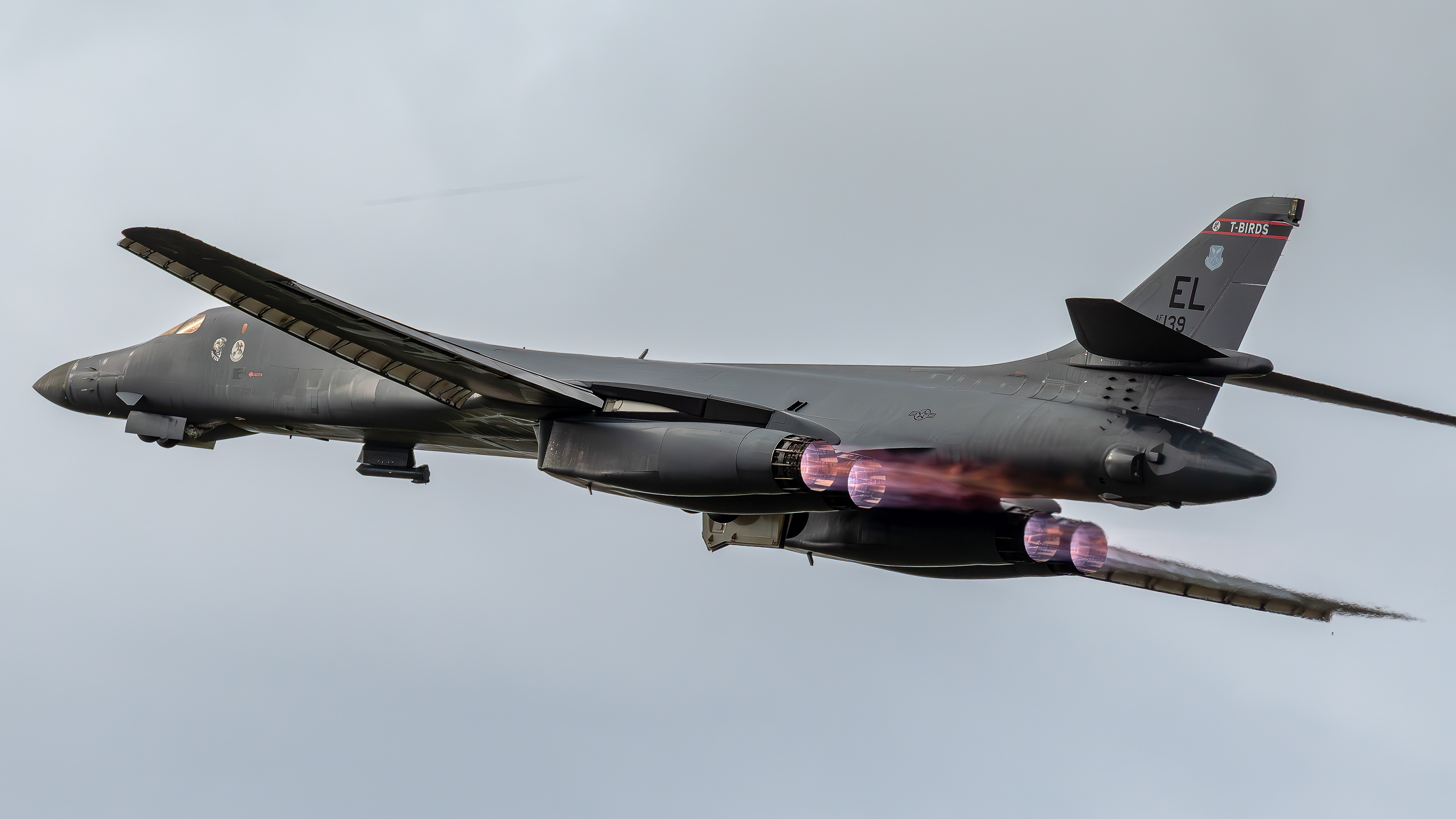 United States Air Force - B-1B Lancer - 86-0120 (TAFFY46)