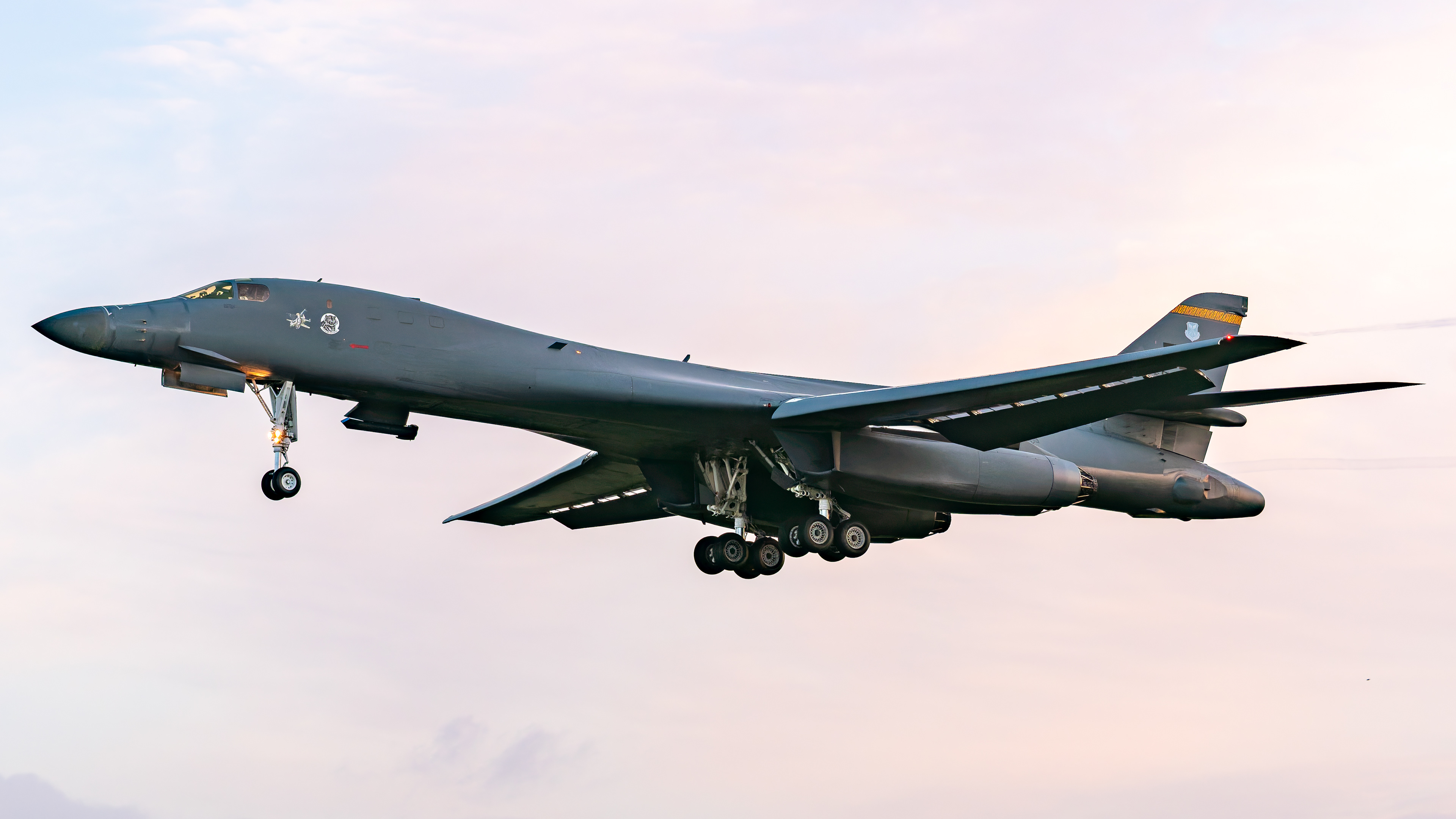 United States Air Force - B-1B Lancer - 86-0139 (TAFFY47)