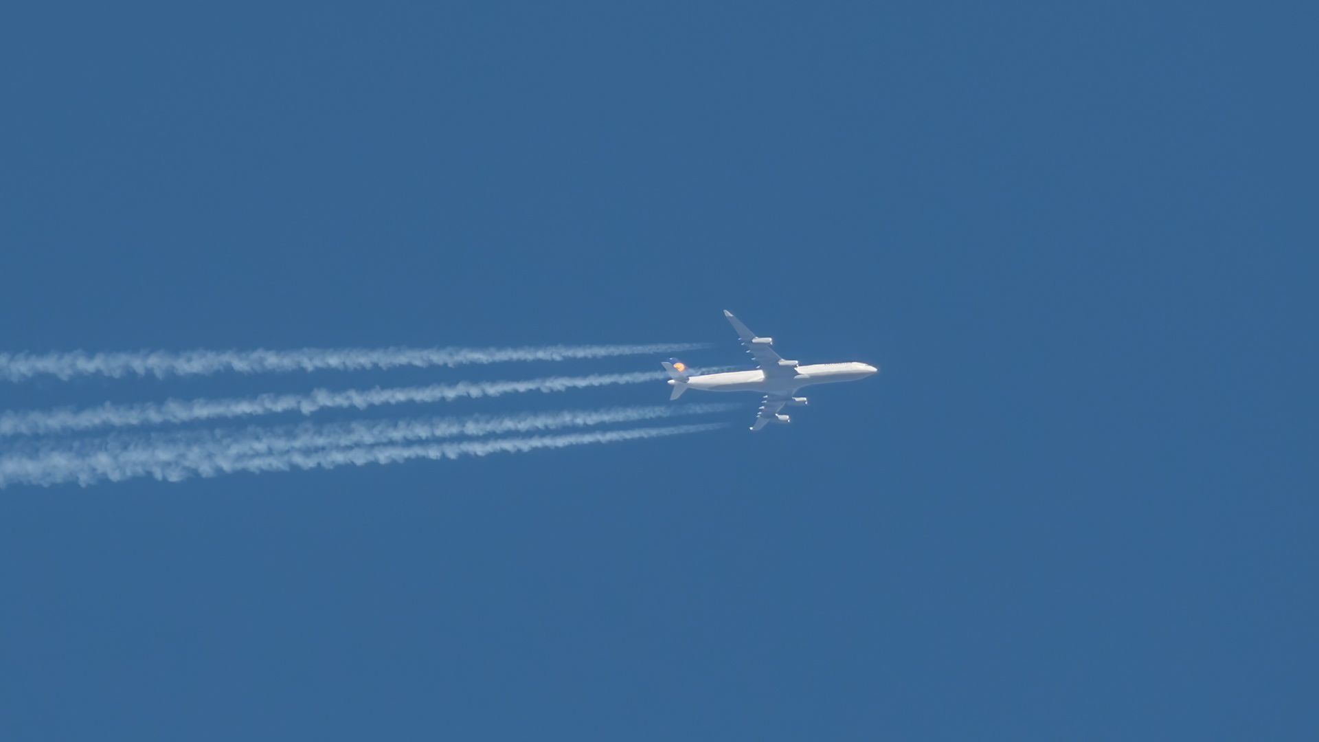 Lufthansa - Airbus A340-400 - D-AIGS (DLH433)