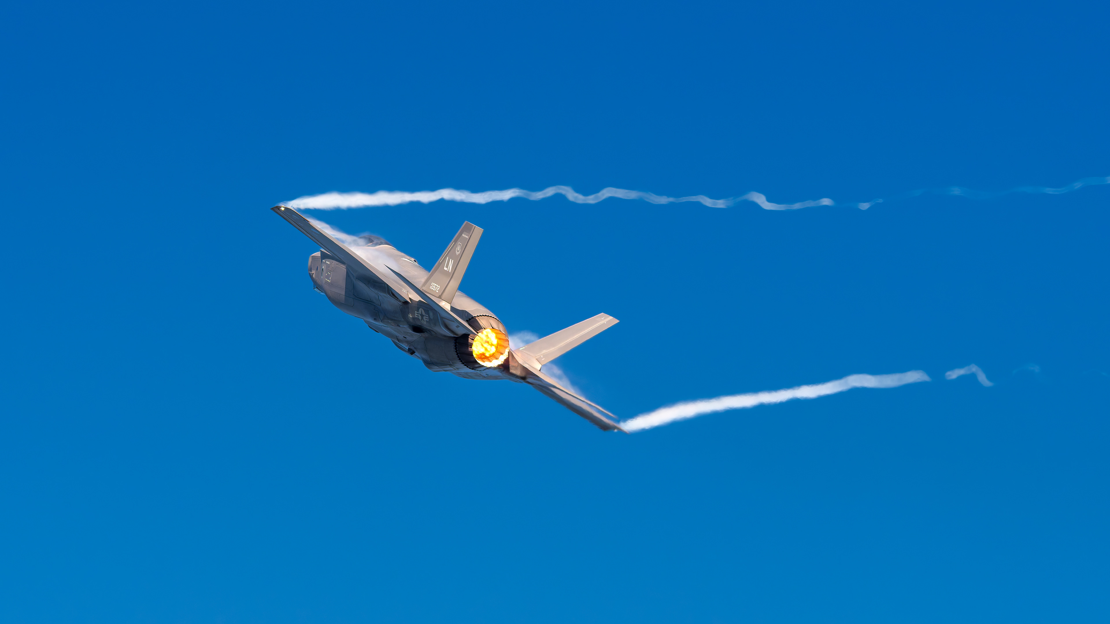 United States Air Force - F-35A Lightning II - 20-5572 (ROMAN01)