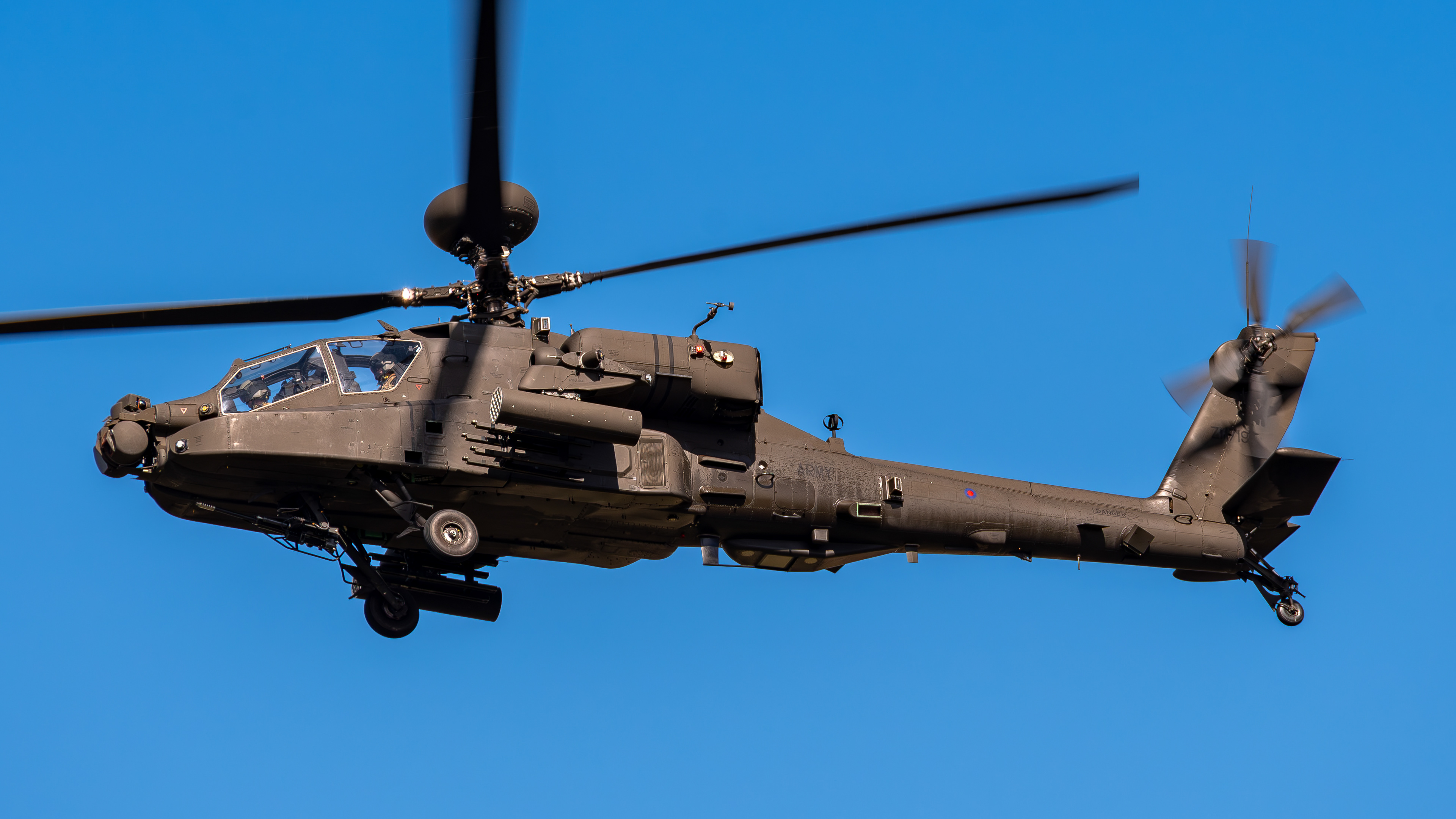 Army Air Corps - AH-64 Apache - ZM719 (BEDLAM1)