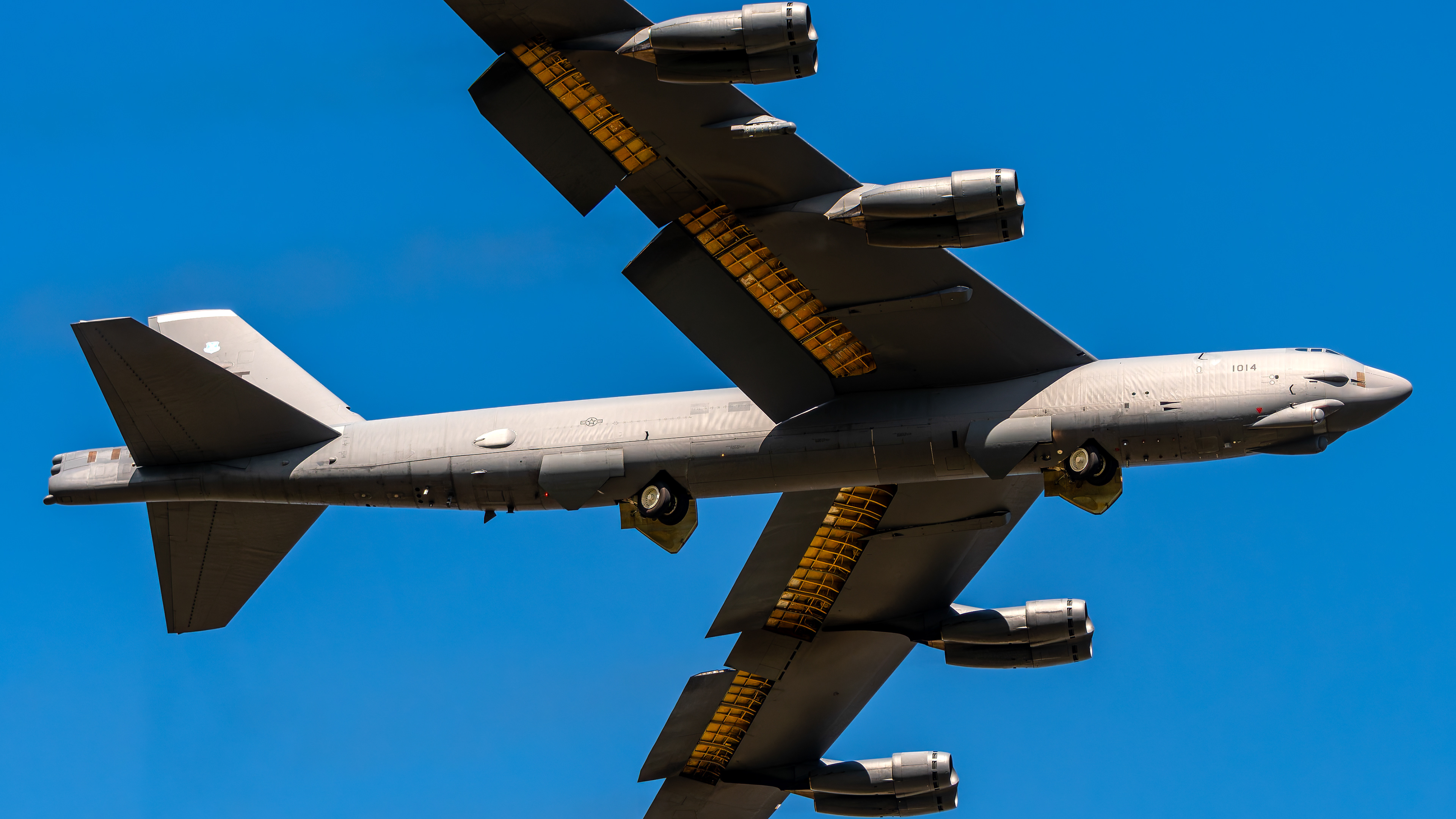 United States Air Force - Boeing B-52H Stratofortress - 61-0014 (SCALP94)