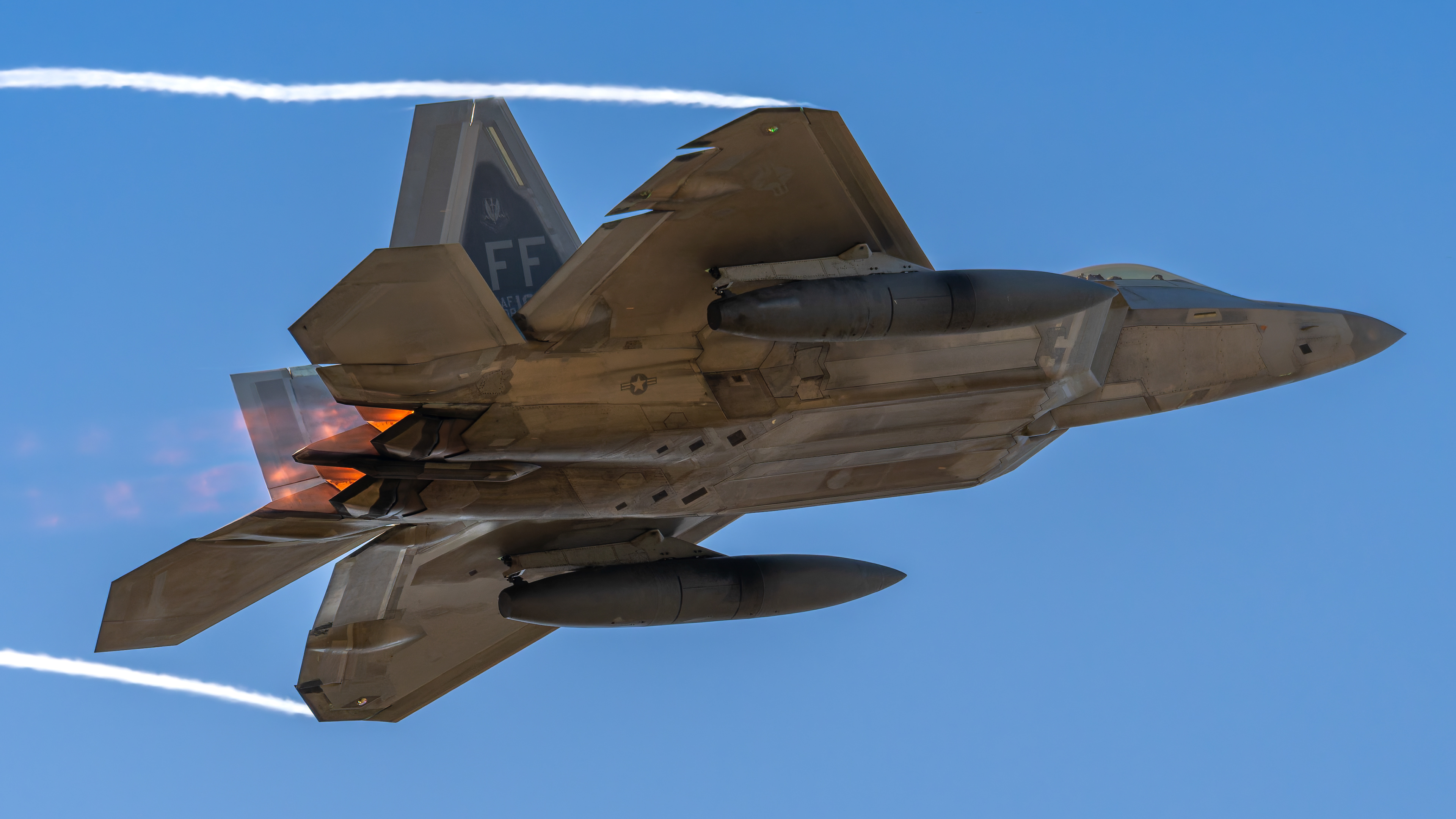 United States Air Force - F-22A Raptor - 08-4168 (TOPHAT02)