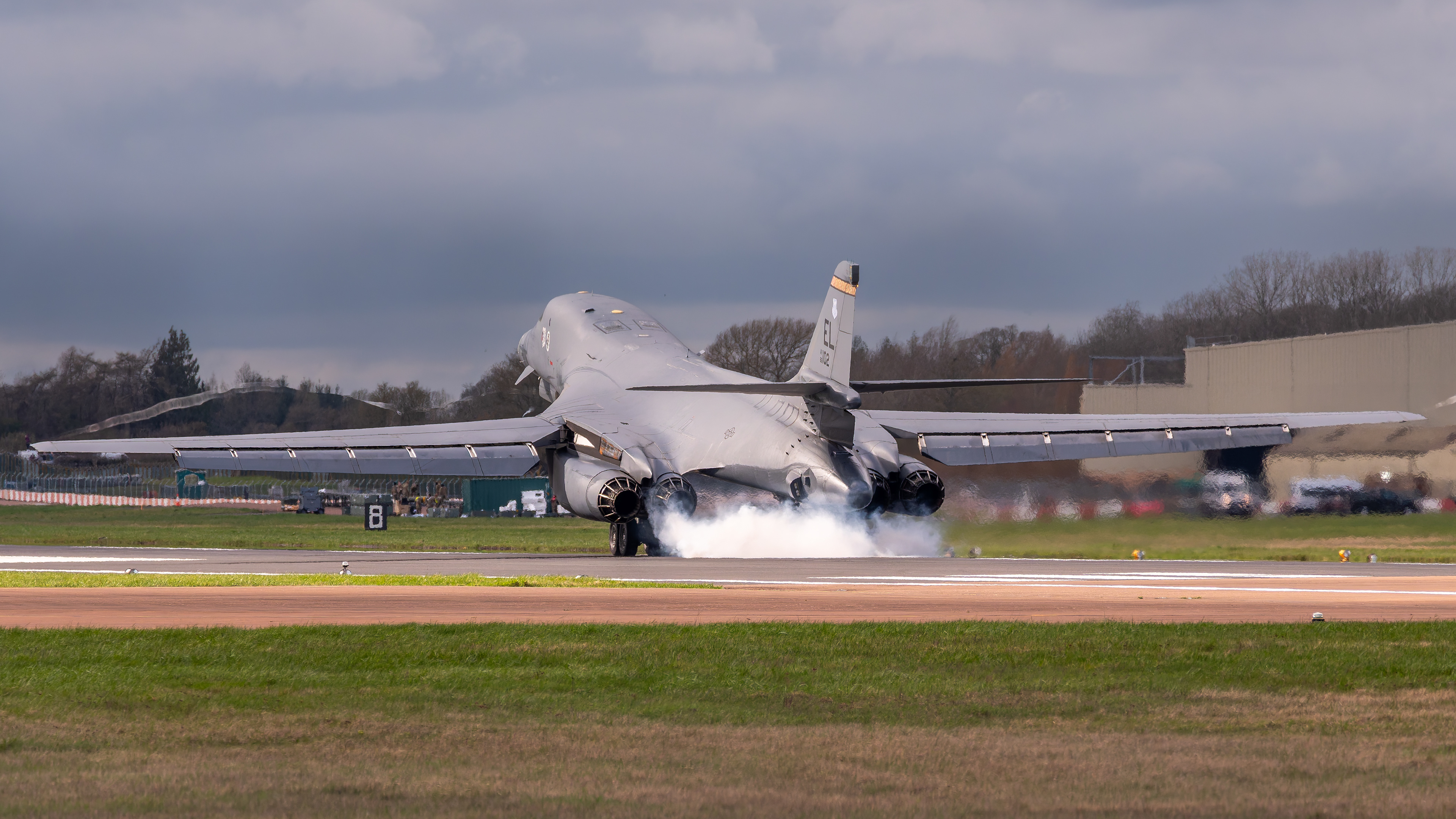 United States Air Force - B-1B Lancer - 86-0102 (TWIN43)