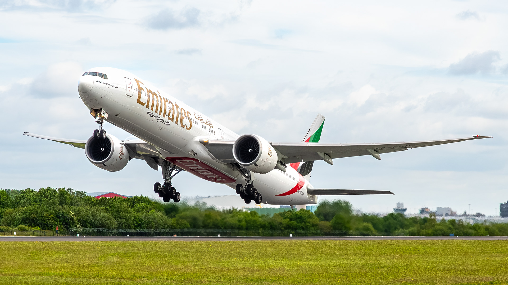 Emirates - Boeing 777-300ER - A6-EGN (UAE6AQ)