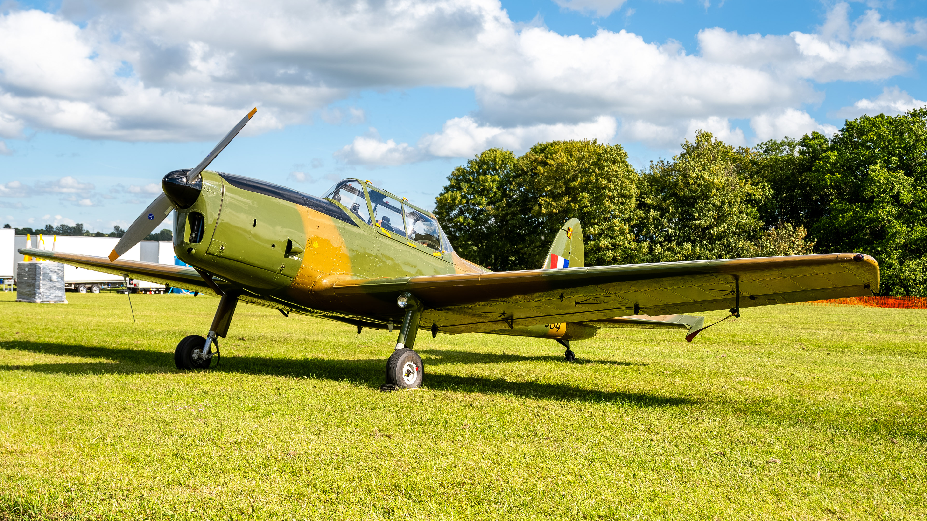 DHC-1 Chipmunk - G-HDAE / WP964