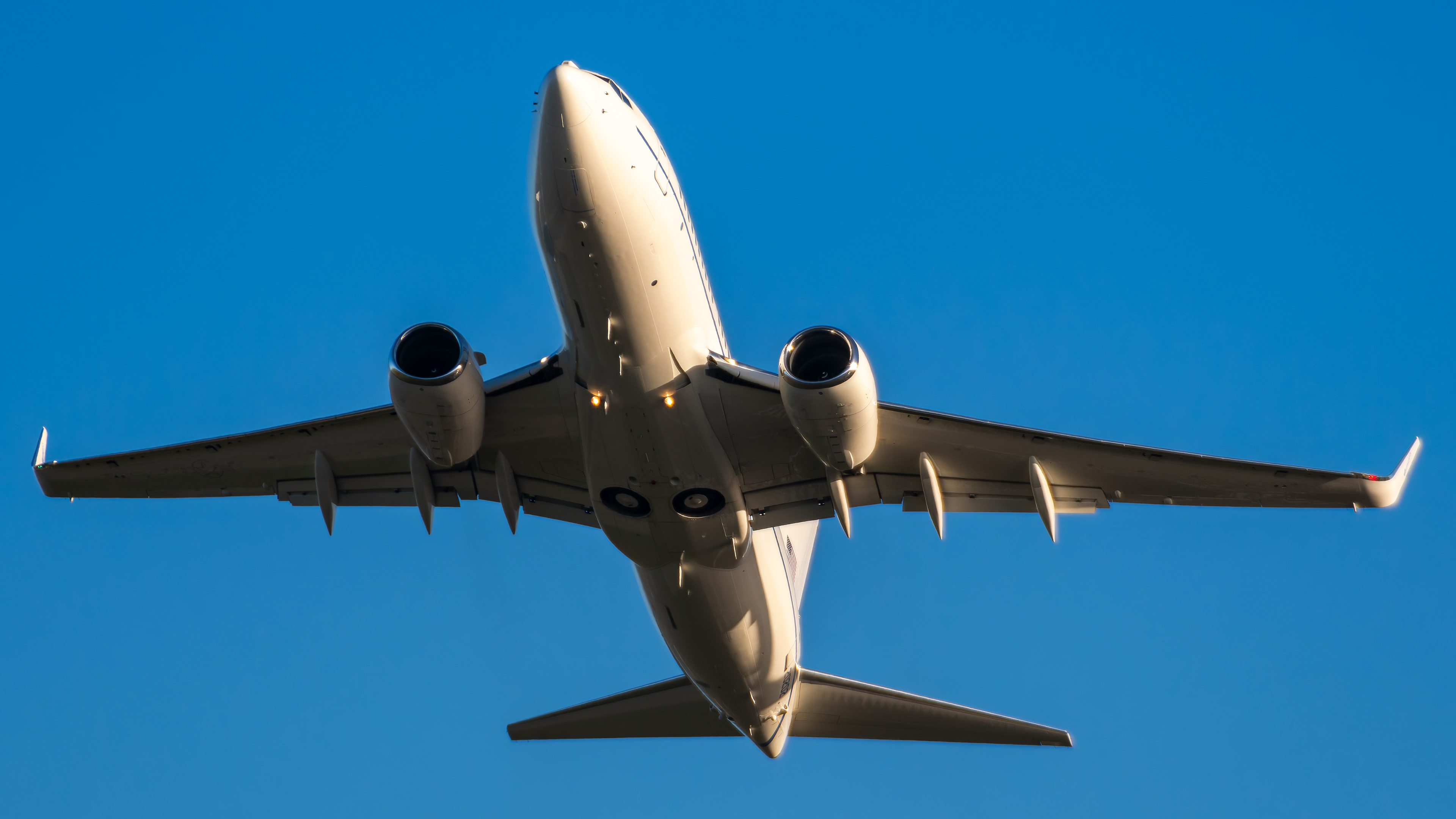United States Air Force - C-40 Clipper - 02-0202 (BOXER43)