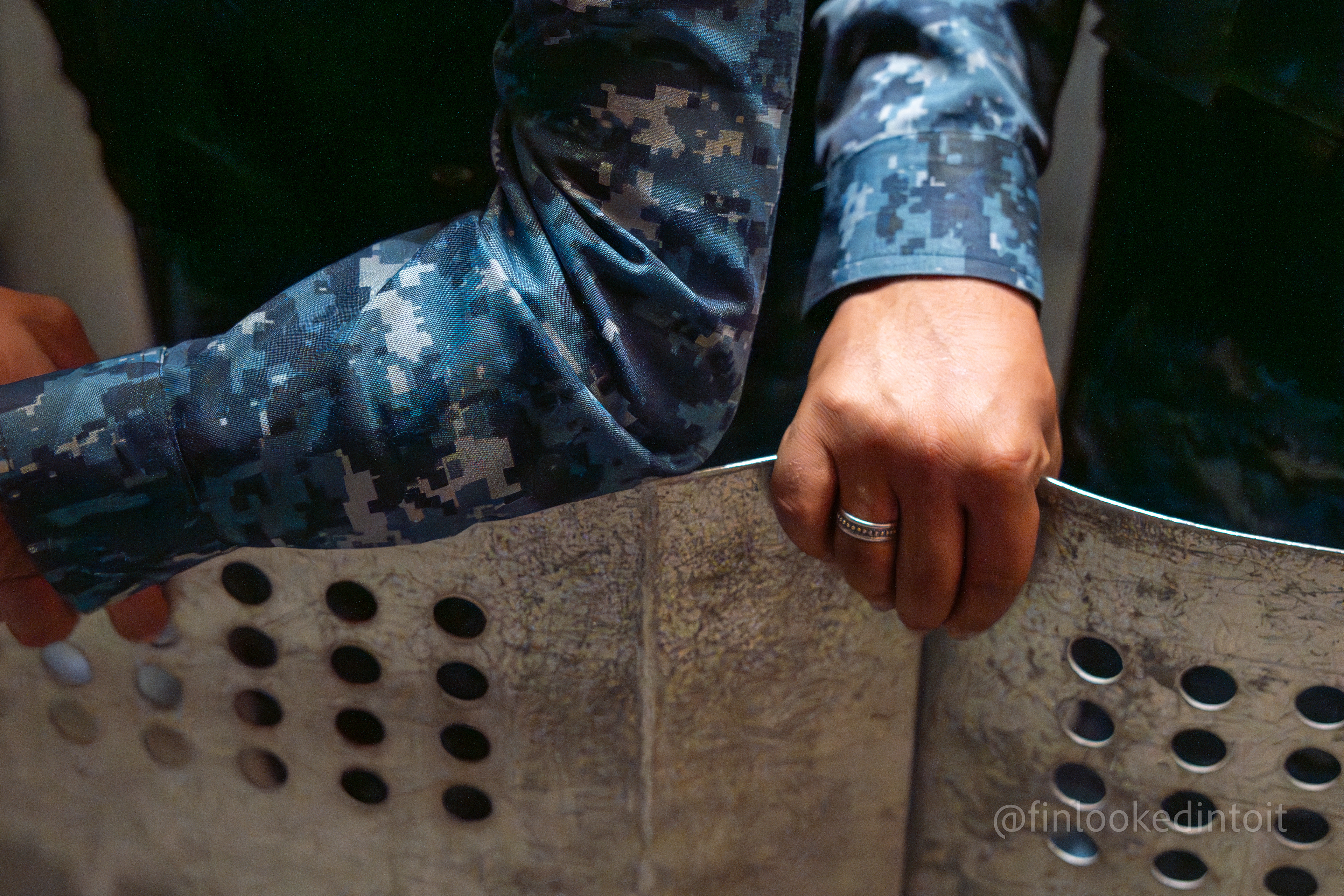 Armenian riot police stand guard near the central government house, Yerevan, 10/01/2023