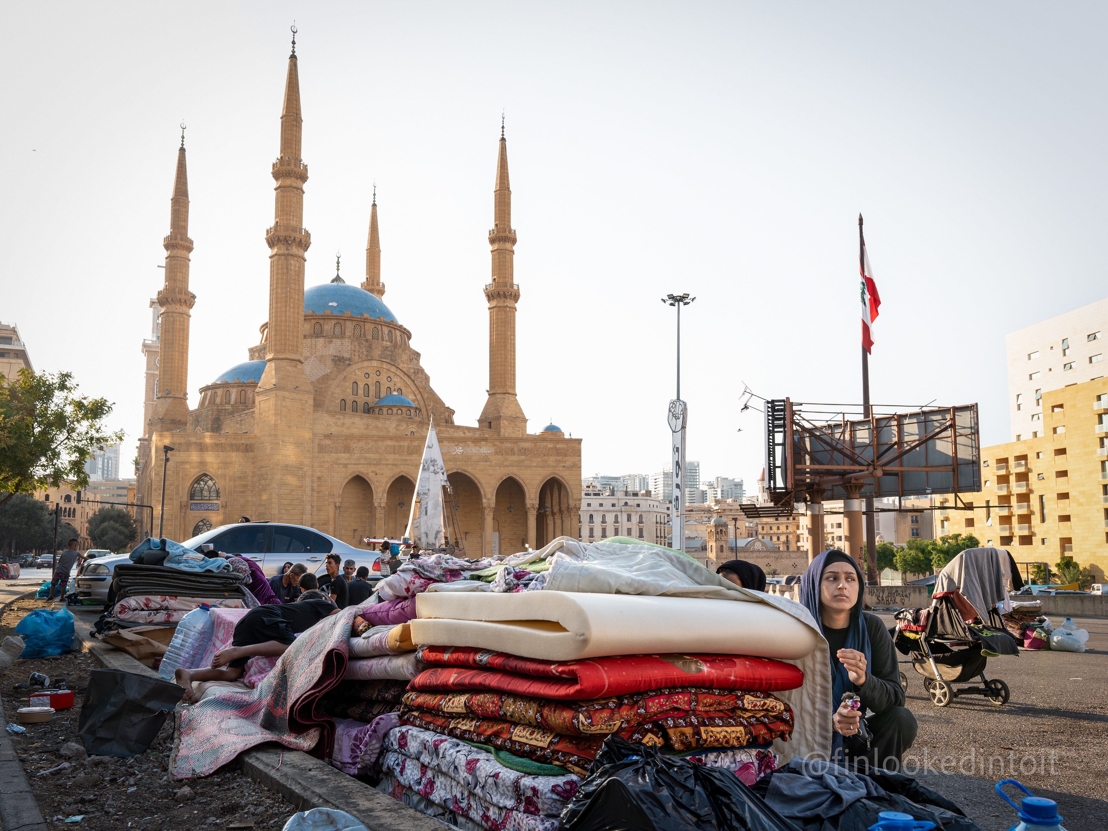 Lebanese civillians camping out on the streets of Beirut as Israeli airstrikes pound the nearby Dahieh region, 10/10/2024