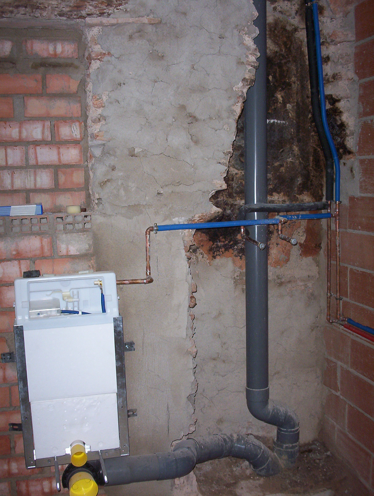 Detalle zona ducha baño inferior