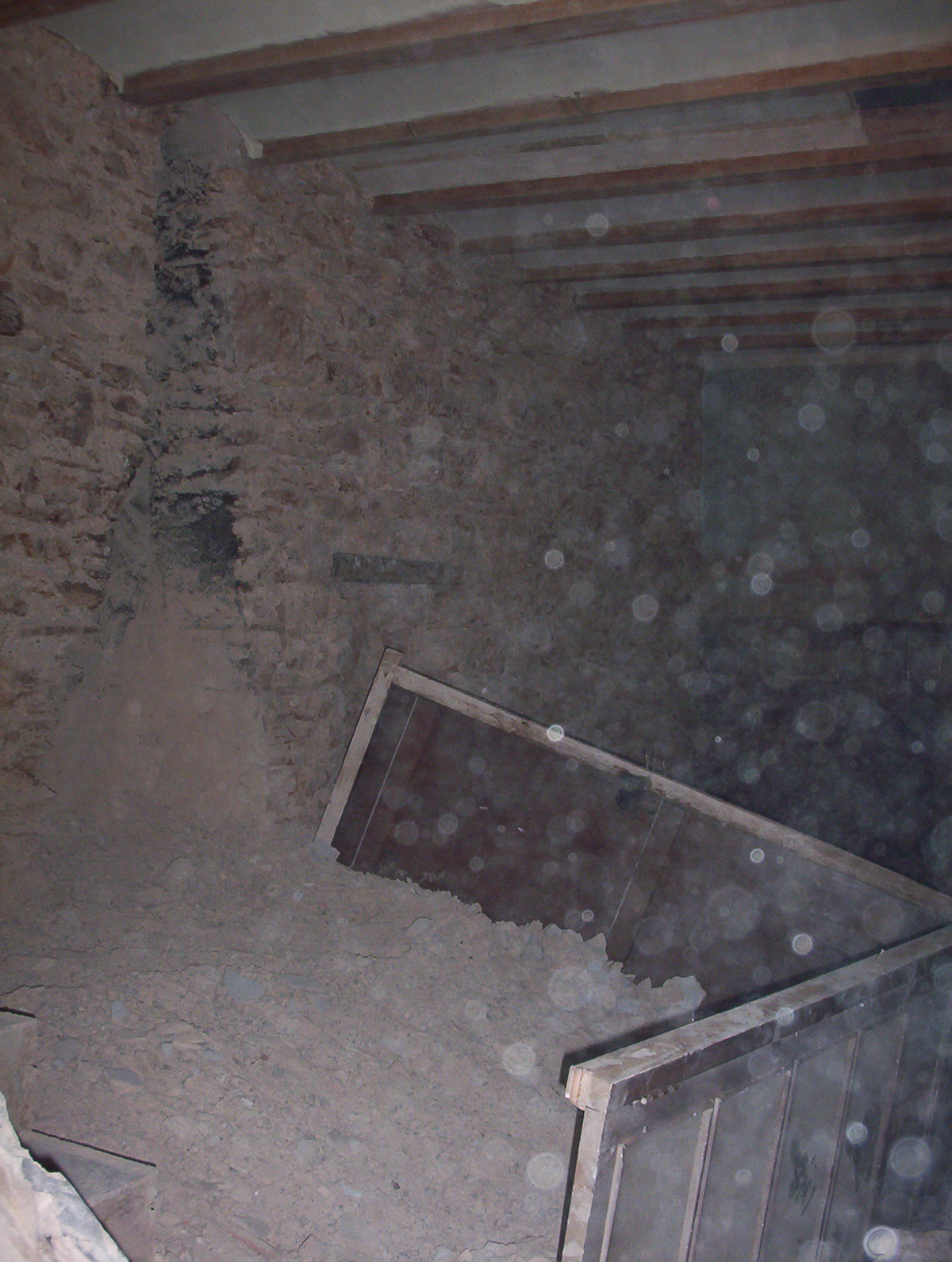 Aprovechar la chimenea para recoger escombro