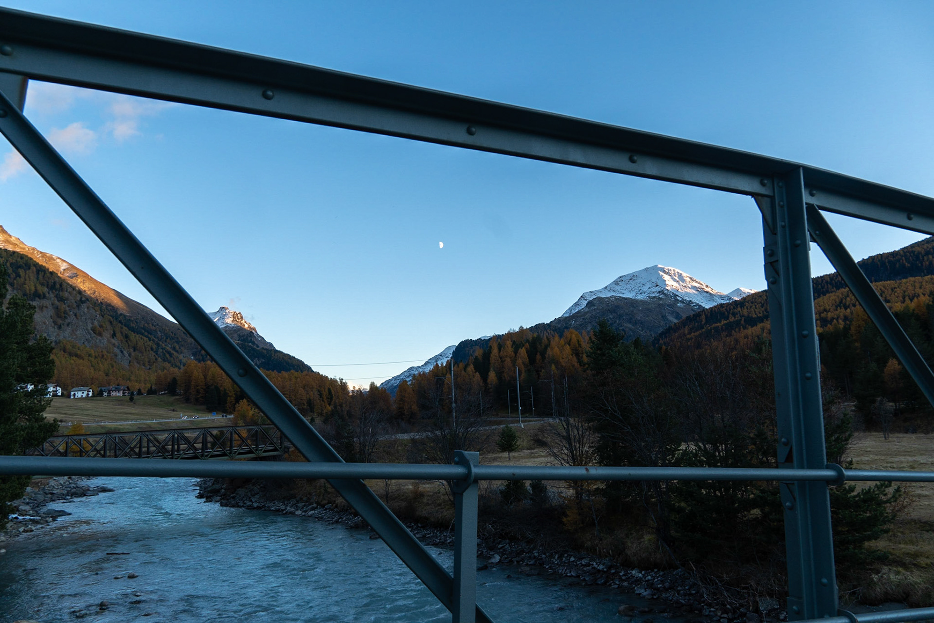 Goldener Herbst im Engadin