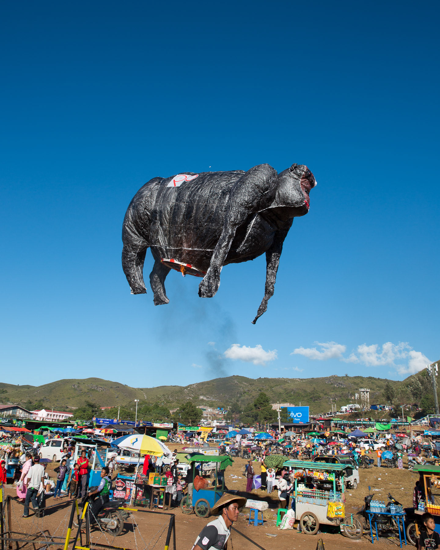 Hot-Air-Baloon-Festival / Myanmar
