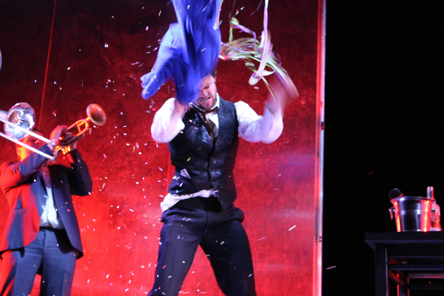 Philipp Hochmair in "Brüder Karamasow"