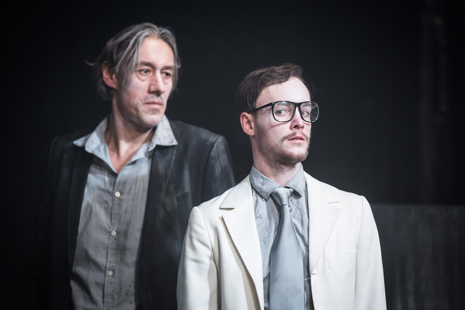 Horst Heiss und Raphael Nicholas in "Heinrich IV"