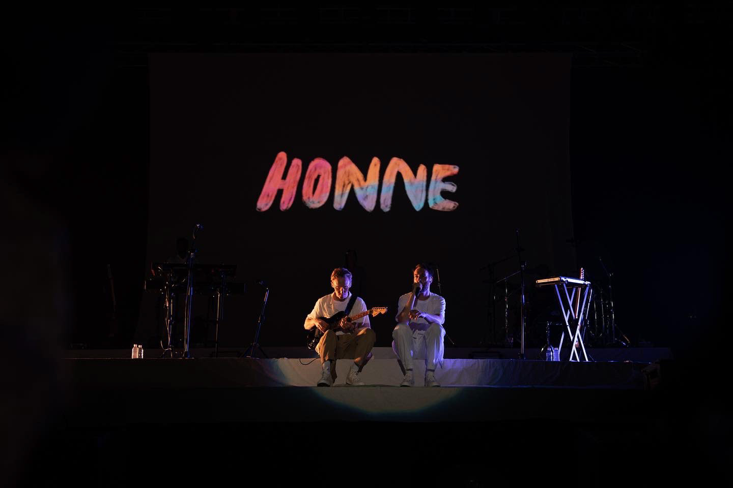 Holly Warburton Honne Tour Visuals