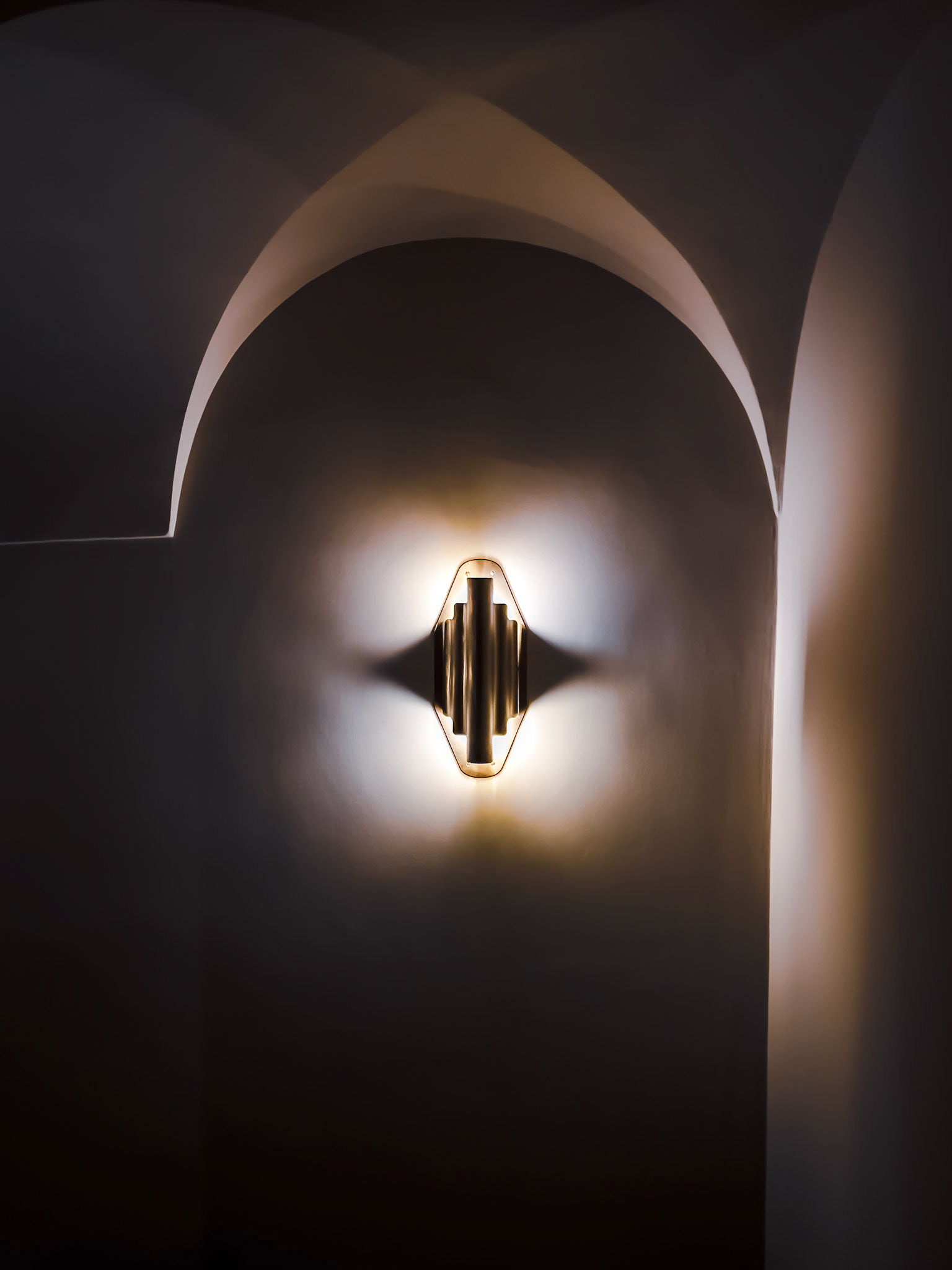 Light fixture in Hotel de' Ricci