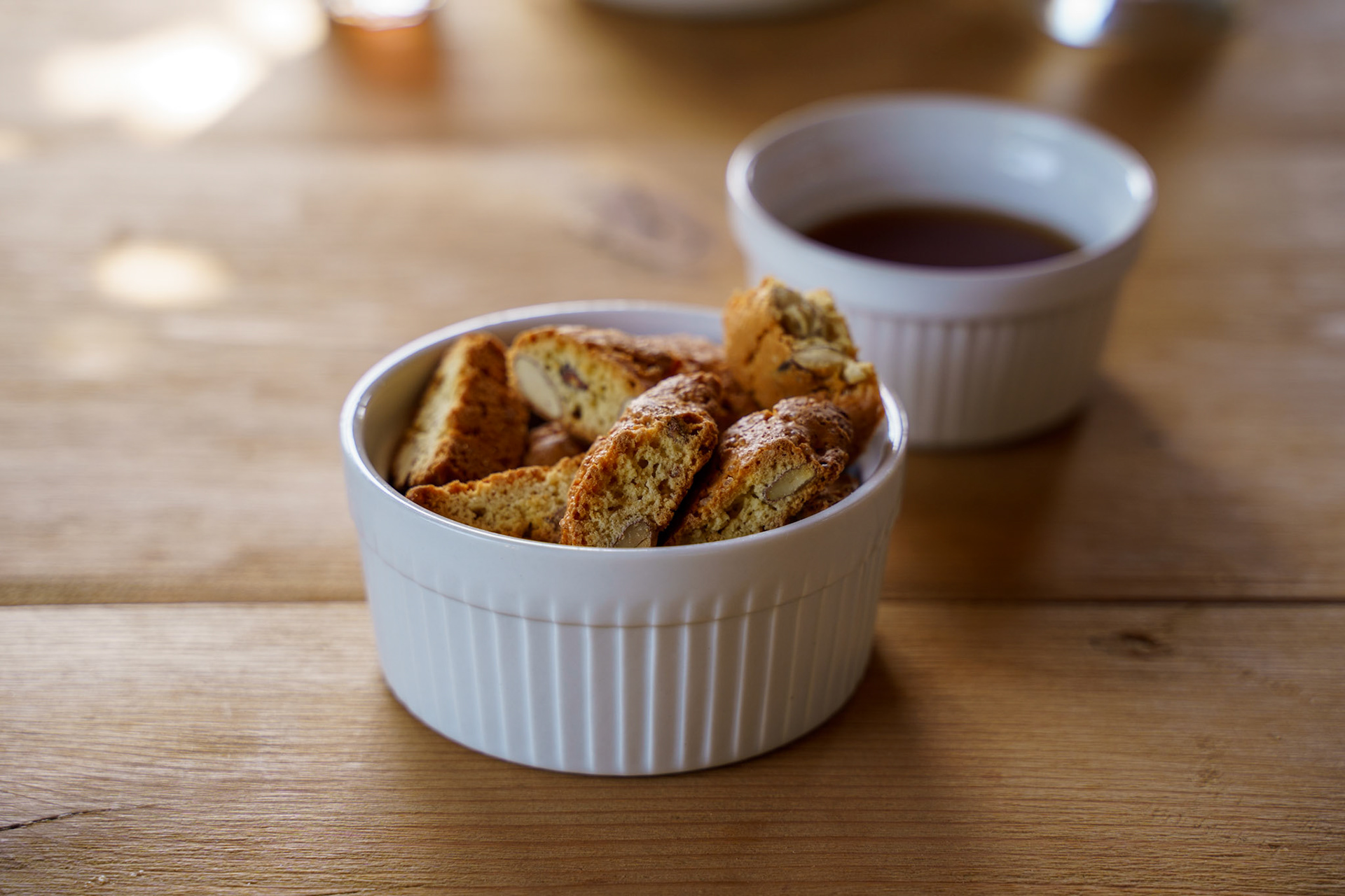Cantuccini and vin santo, ingredients for Tiramisù