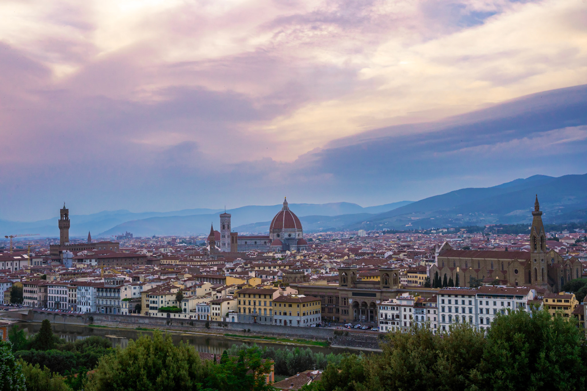 Sunset view of Florence from Piazzale Michelangelo