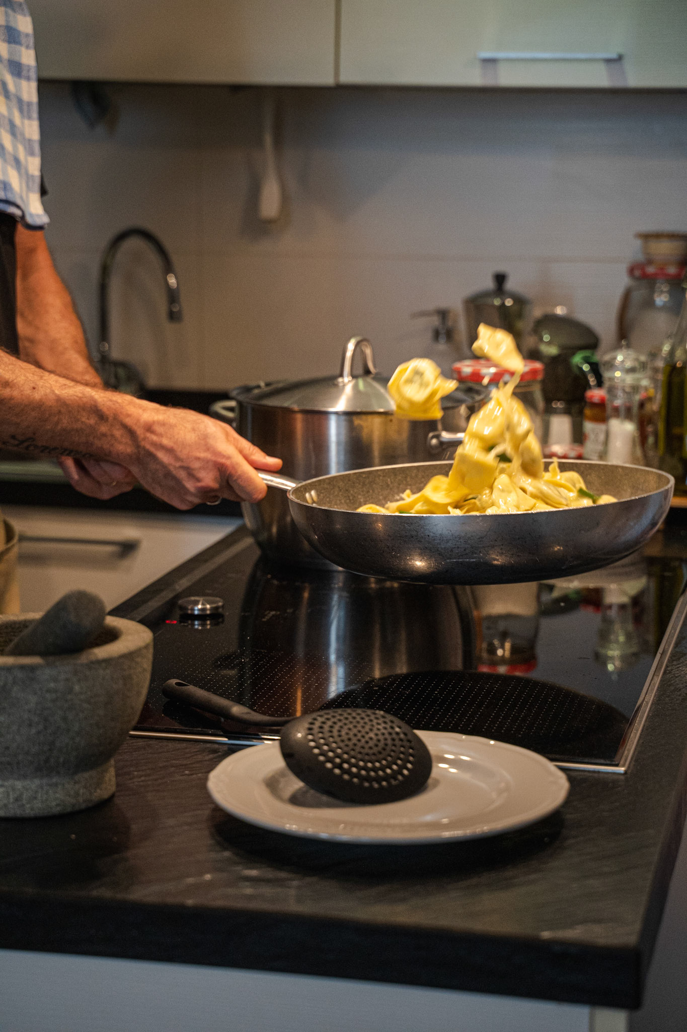Lorenzo tossing the Ricotta &amp; Spinach Tortelloni