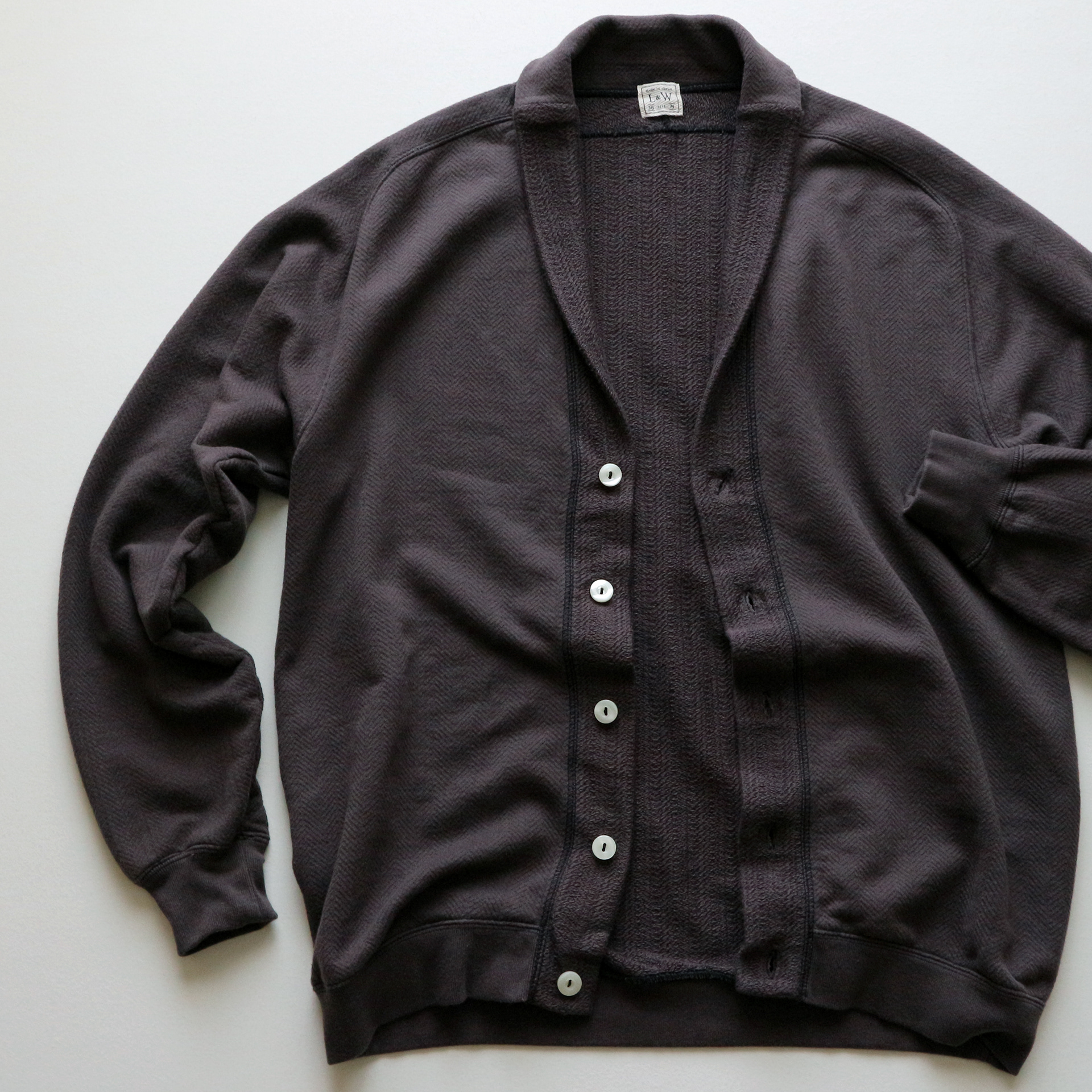 LRC1094 - HERRINGBONE PILE SHAWL COLLAR CARDIGAN