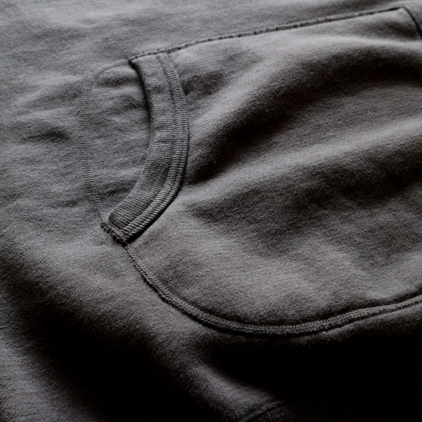 LRC1104 - SZ VINTAGE PINBORDER KNIT HOODED SWEATSHIRT
