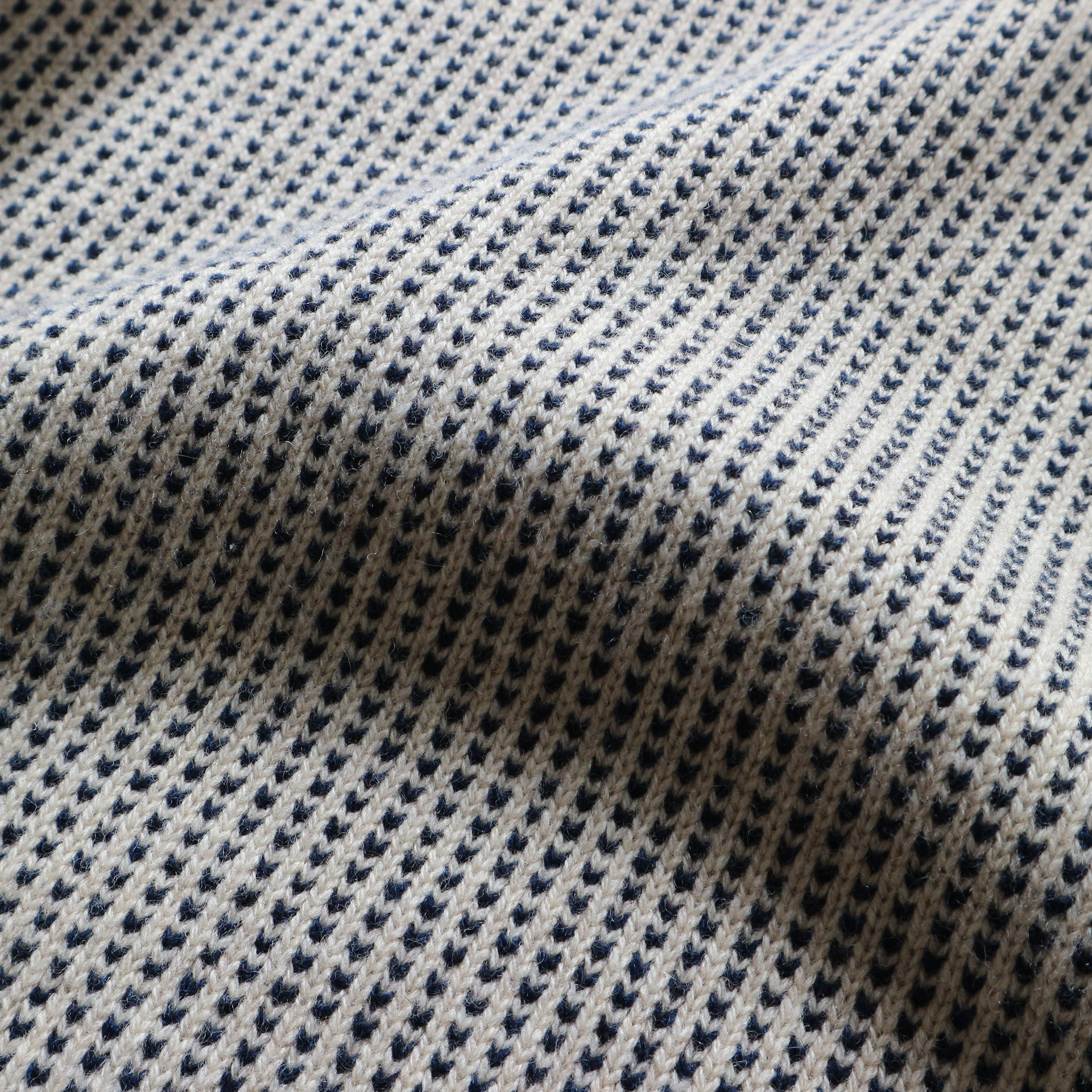 LWK1015 - SUPER LAMBS WOOL CLASSIC BIRDSEYE SWEATER